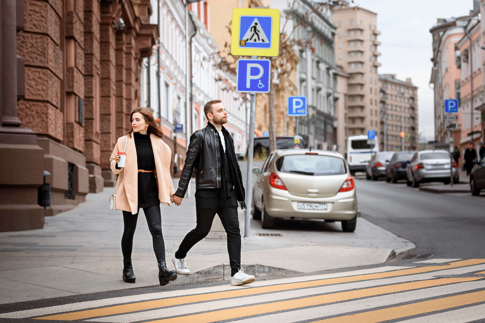 ФОТОПРОГУЛКА ДЛЯ СВЯТА И КАТИ. Профессиональный фотограф в Москве Оксана Богданец