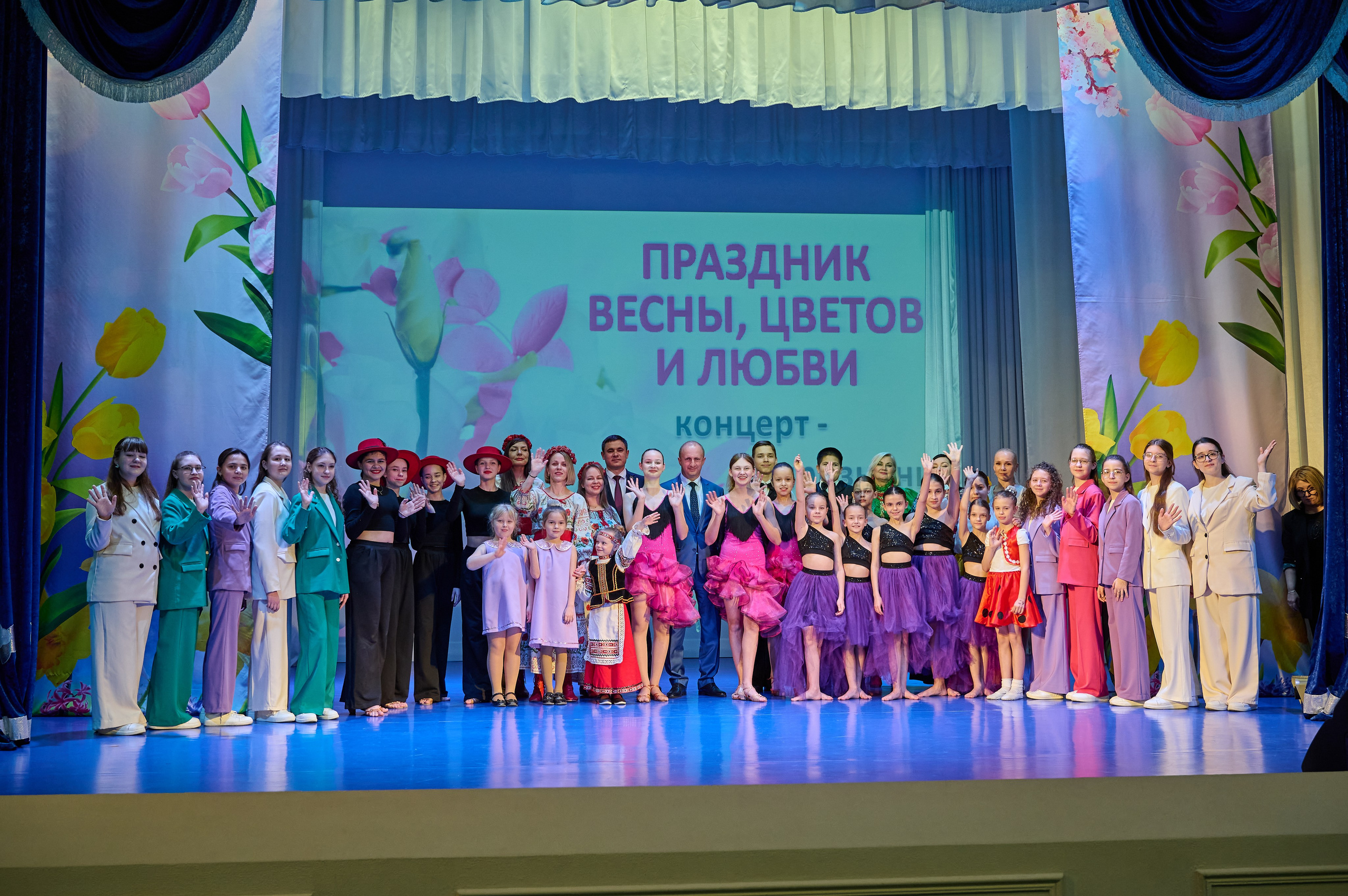 8 марта Марьина роща. Жизнь курорта Кабардинка в фотографиях