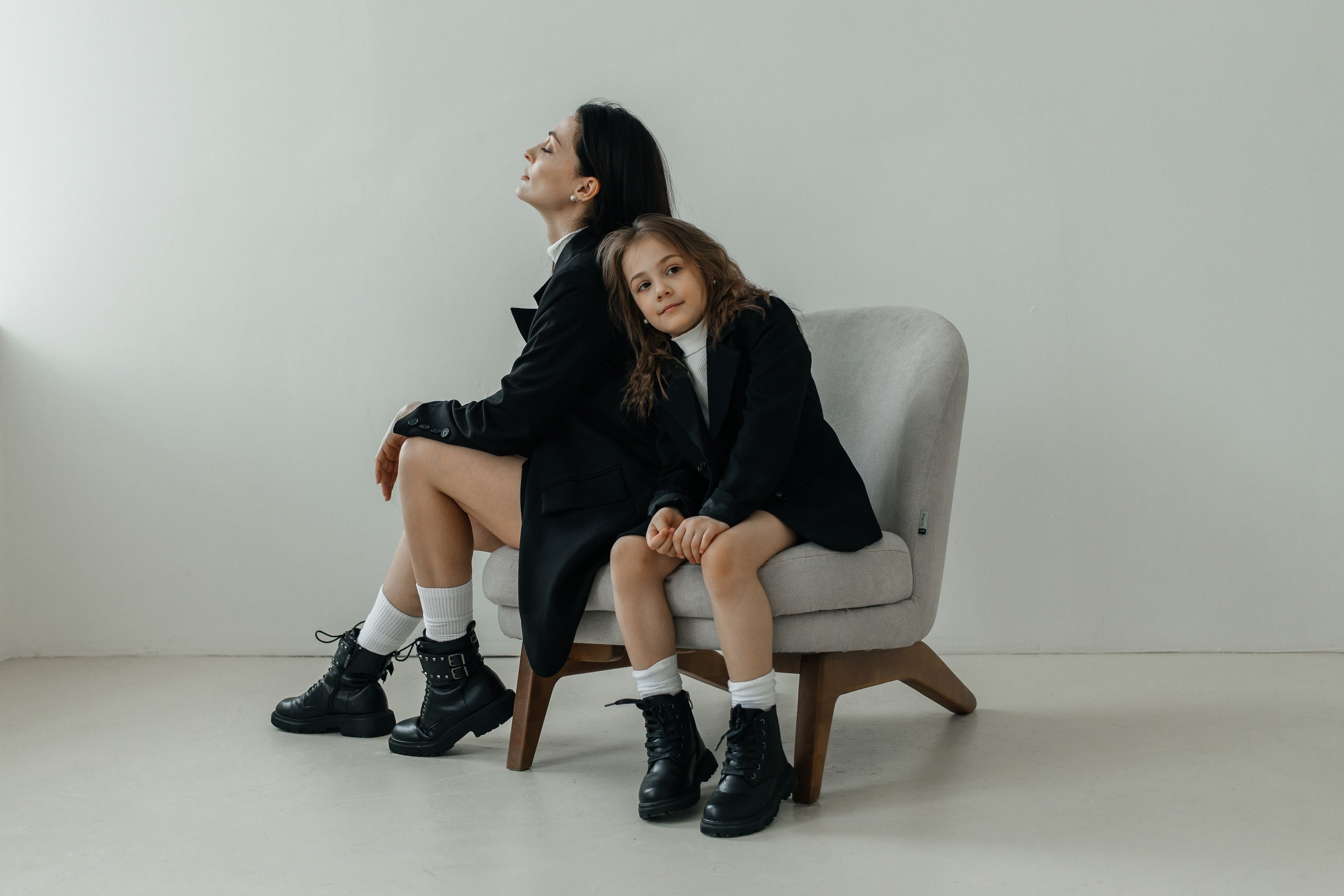 Мама и дочка фотосессия в студии