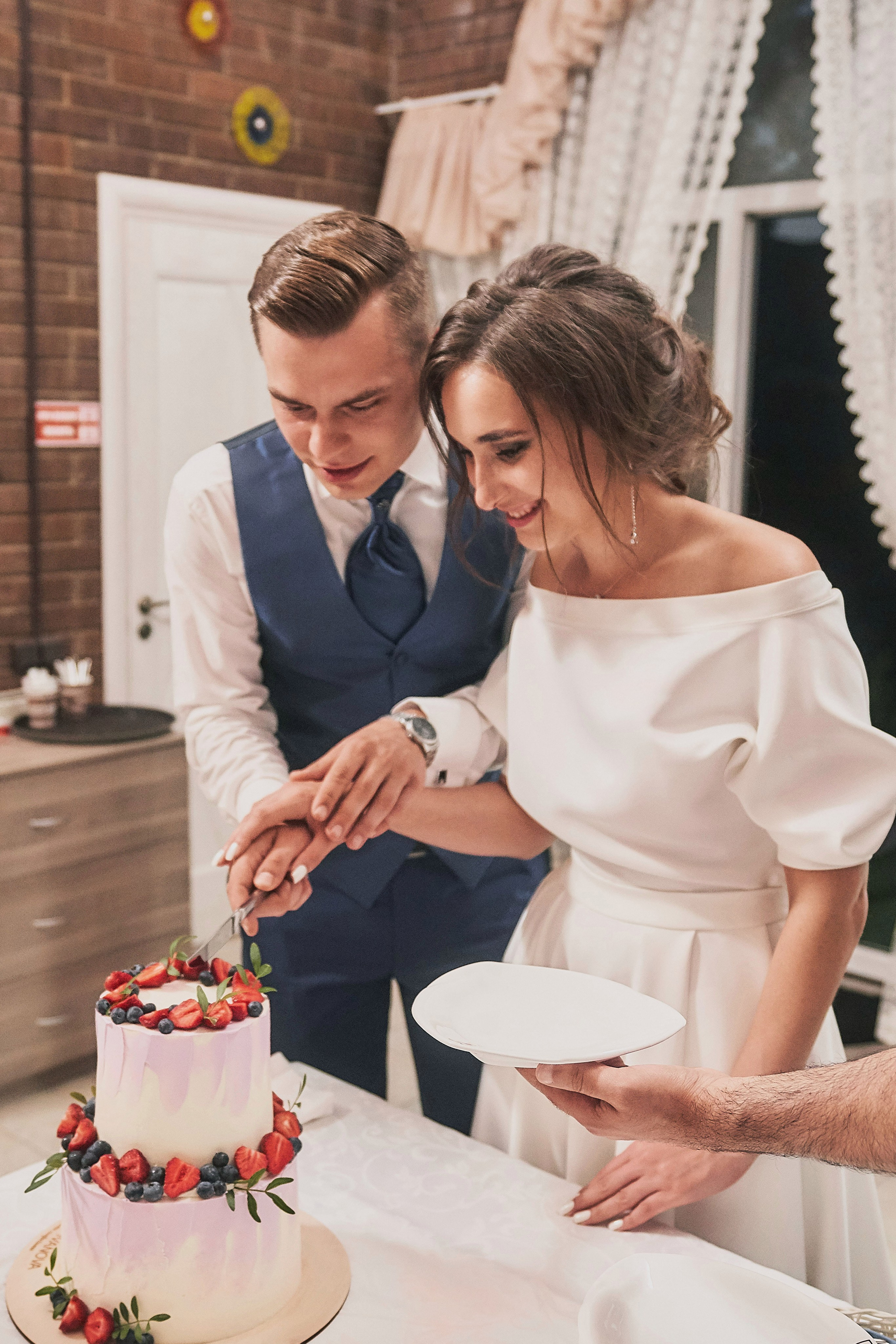 Свадебная Фотосессия Ирины и Сергея в загородном клюбе Лачи