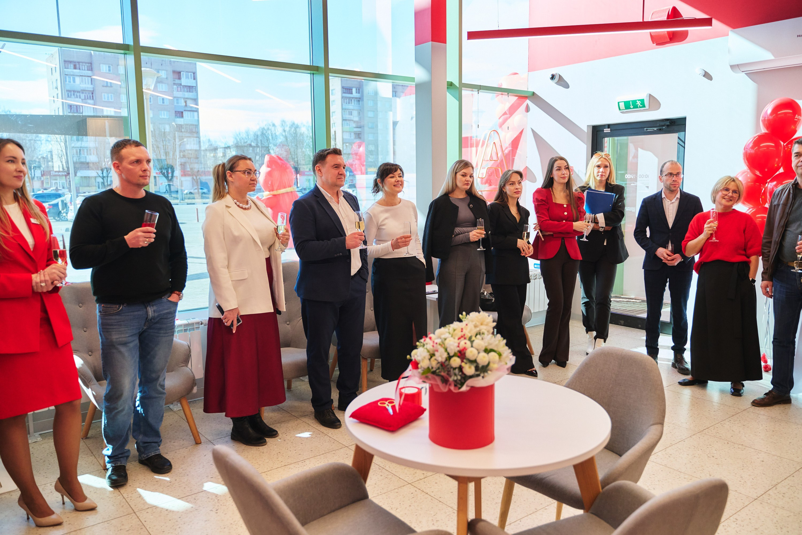 Альфа банк г. Иваново — открытие второго отделения. Фотограф в Иваново: Каталожная съемка одежды и постельного белья, Wildberries