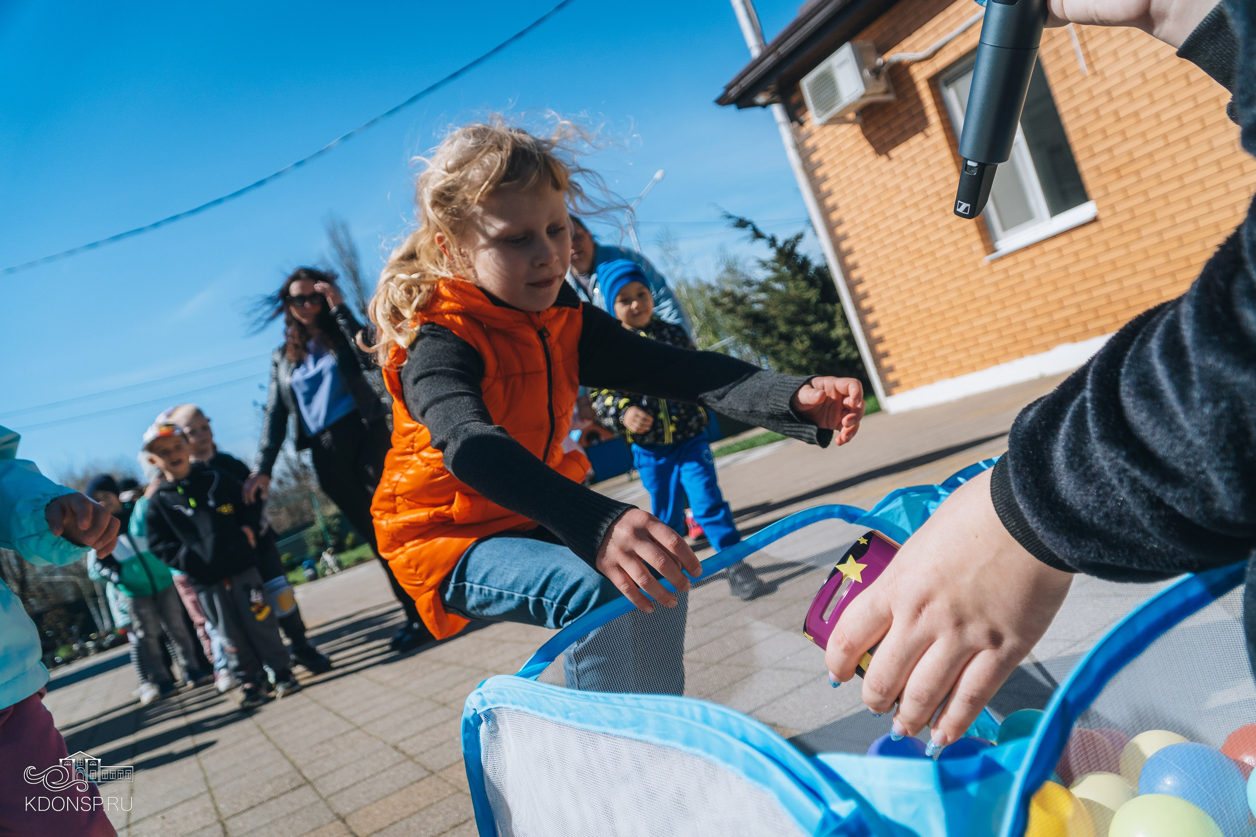 Цикл игровых программ. Новотитаровский Дом культуры