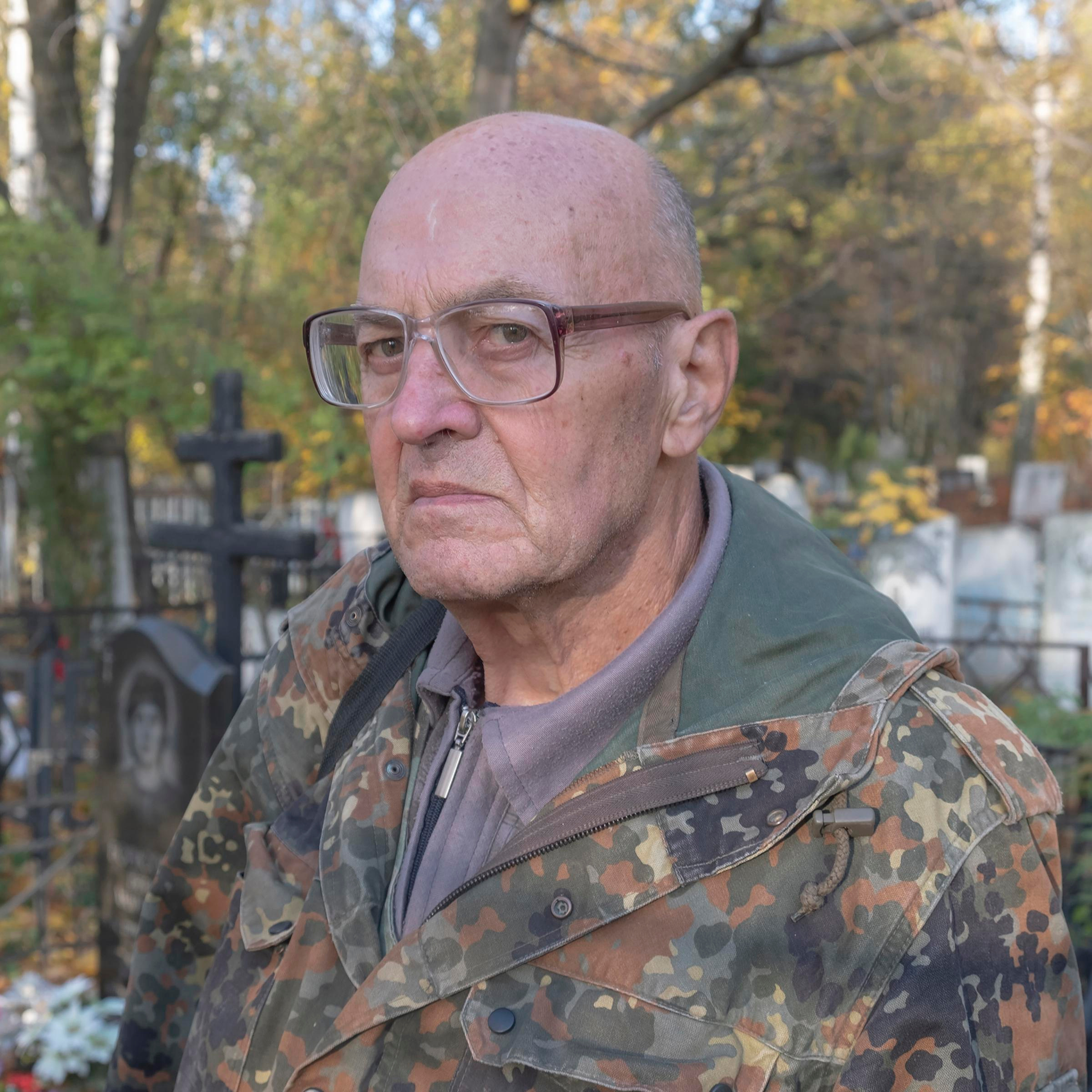 Man, who had worked as a grave digger for 9 years in a cemetery Ryazan, Russia. After that he taught new people to dig graves. He is not working now. He thinks that even God can’t give the answer to the question «What is death?»