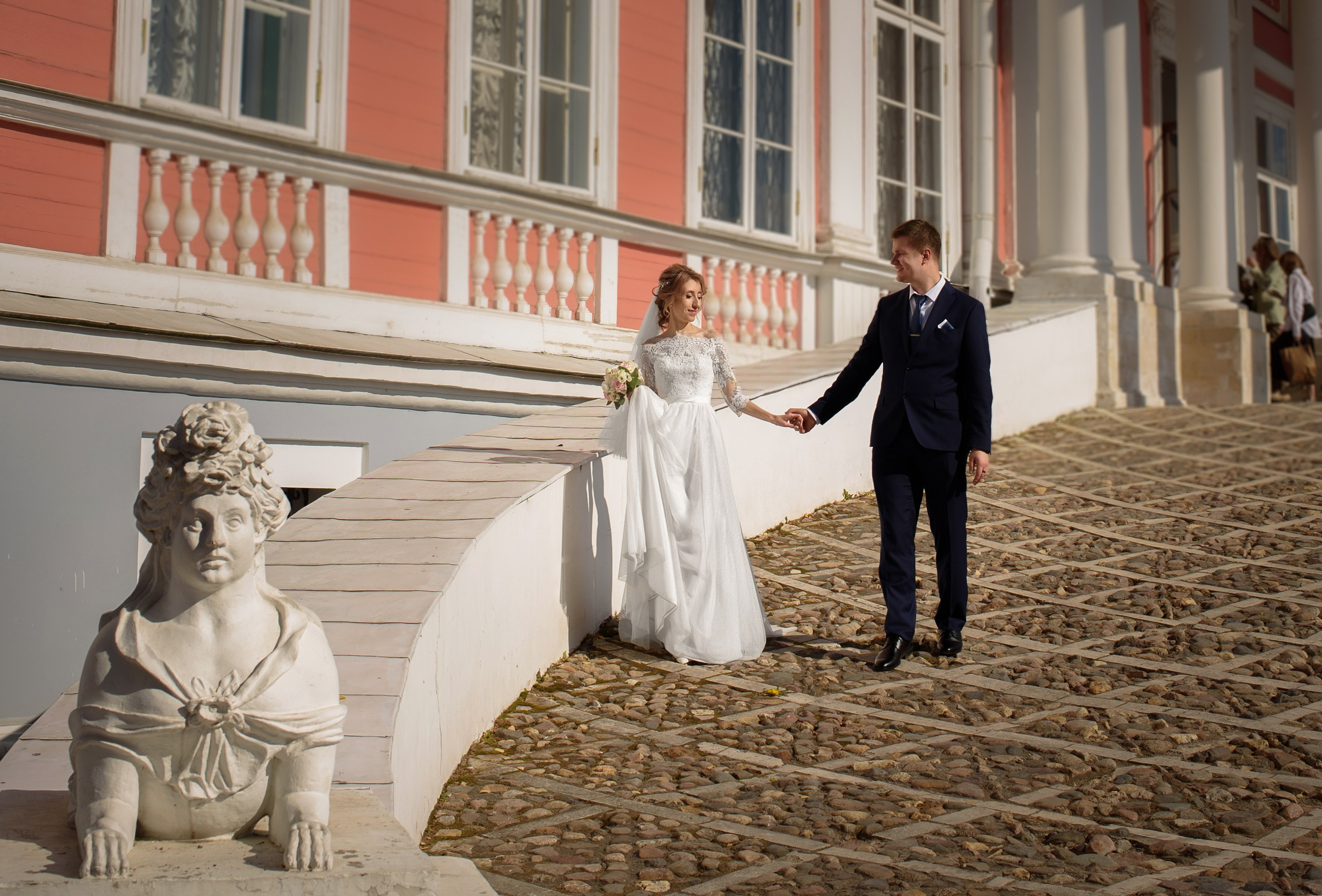 Свадебная прогулка в парке. Анна Боровикова, фотограф Пушкино