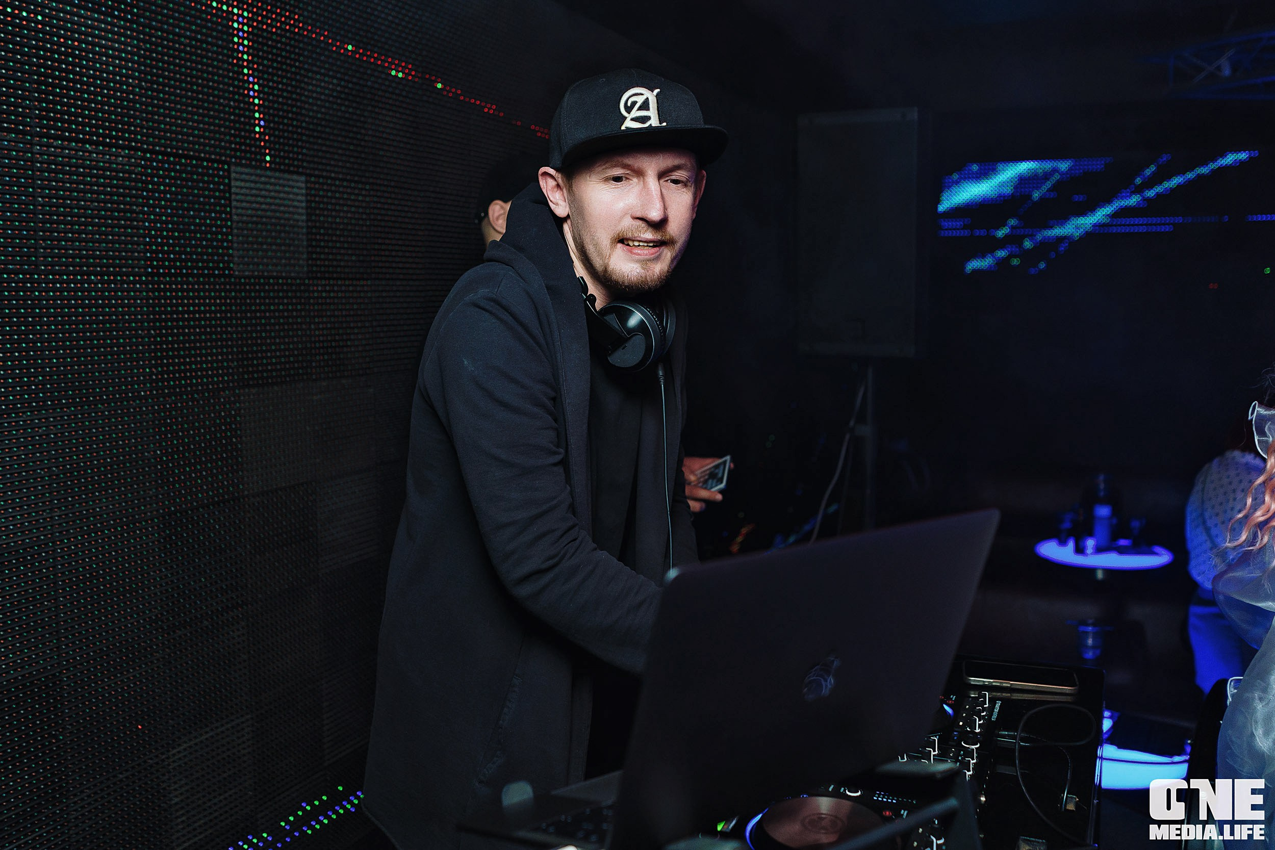 Фоторепортаж из РК Планета. One Media Life: фоторепортажи, фотоотчеты с мероприятий и заведений