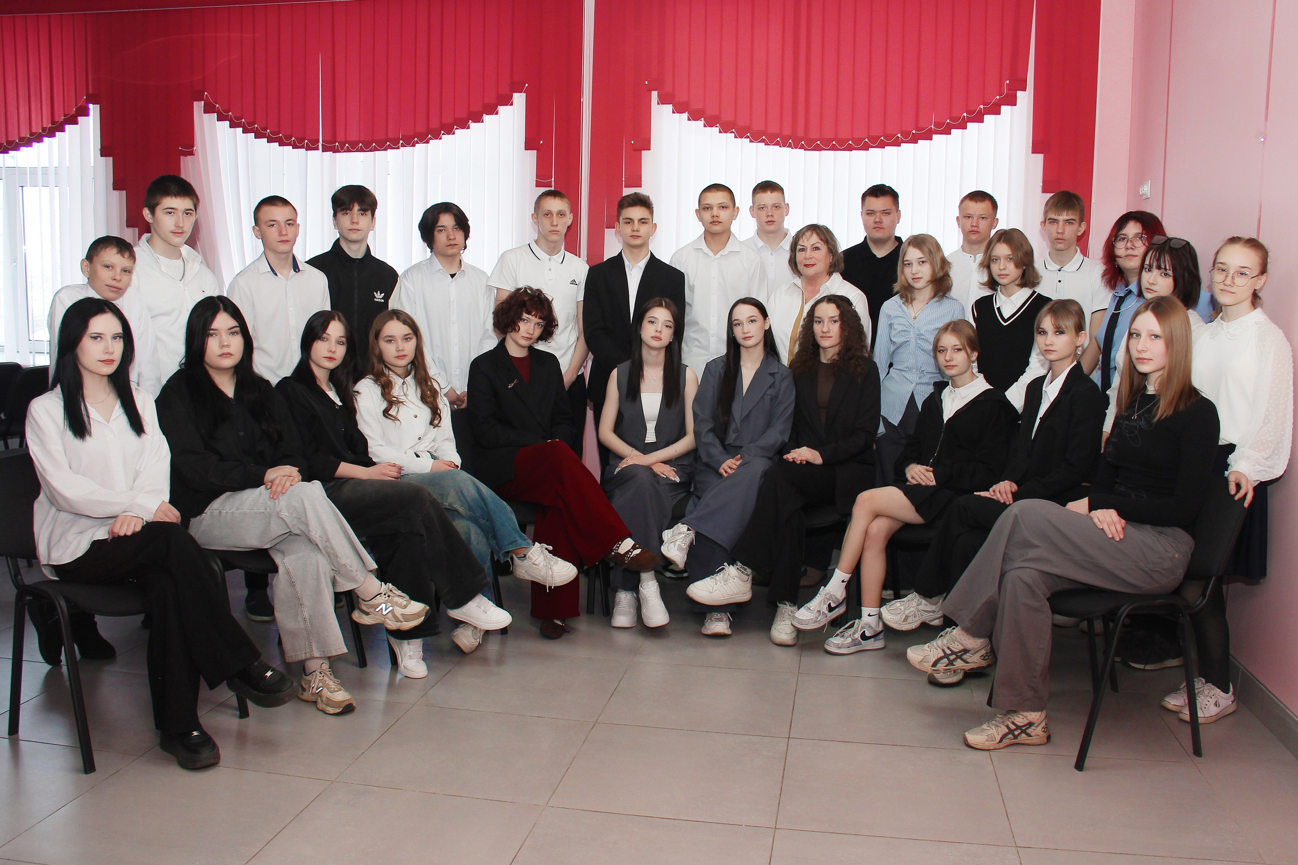 Выпускные альбомы для школ и Детских садов в Барнауле /Выпускные/Свадебные/Детские/Семейные и др. виды съёмок /Фотограф Вера Валейко