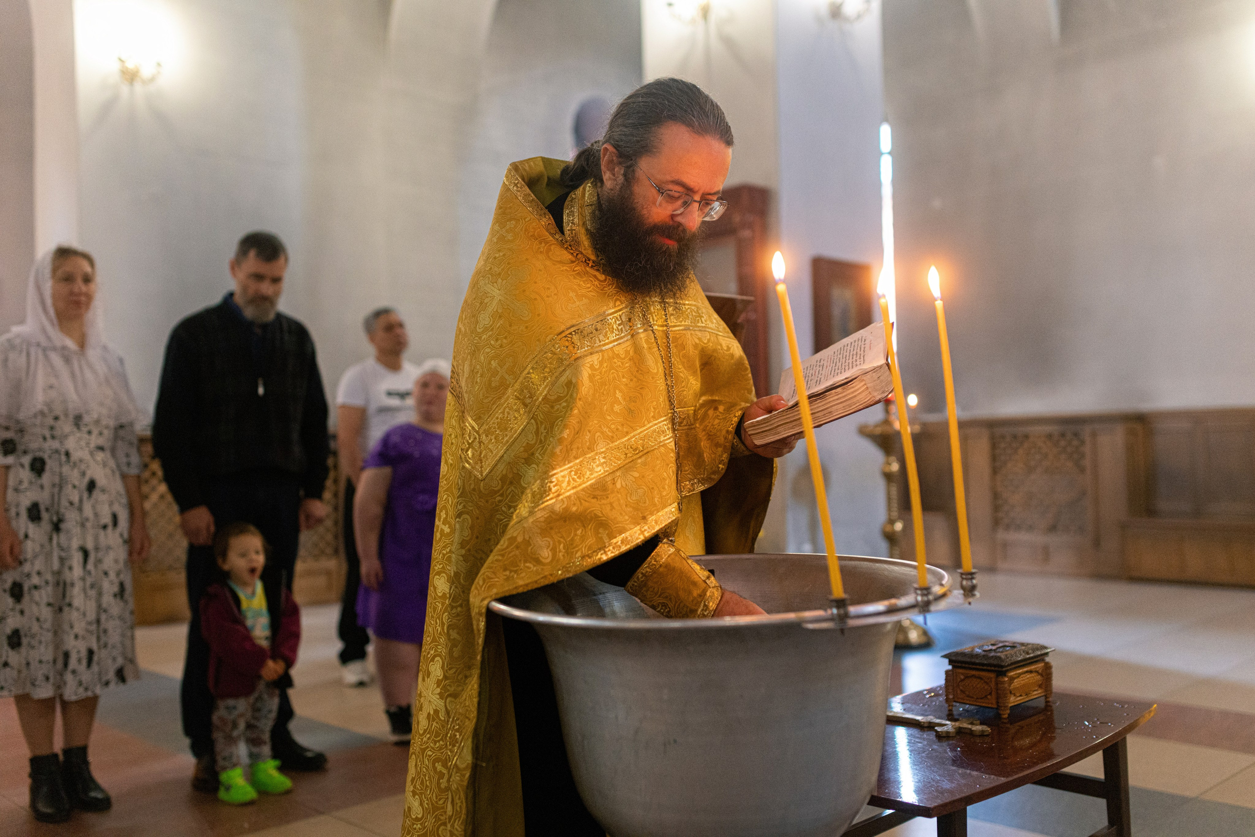 Крещение Алины. Дмитрий Шульгин, портретный фотограф в Воронеже
