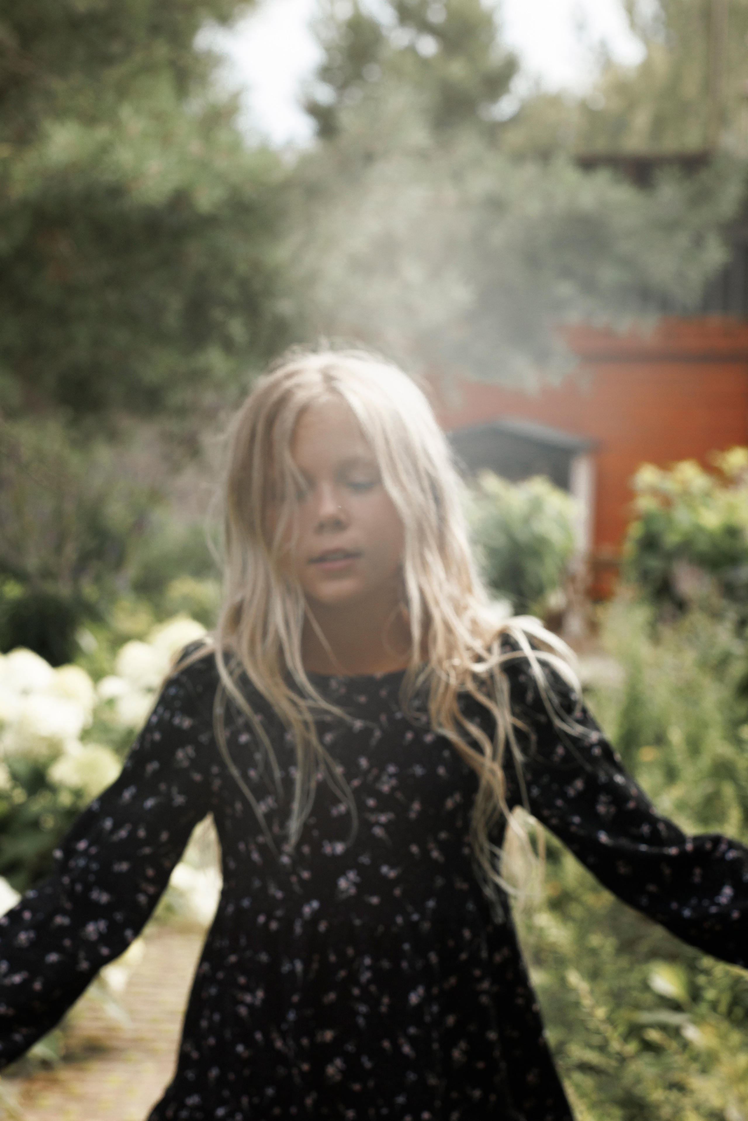 Live is still a garden, don’t say otherwise (2023-2026). Вероника Трубникова — фотохудожница / Veronika Trubnikova — photoartist