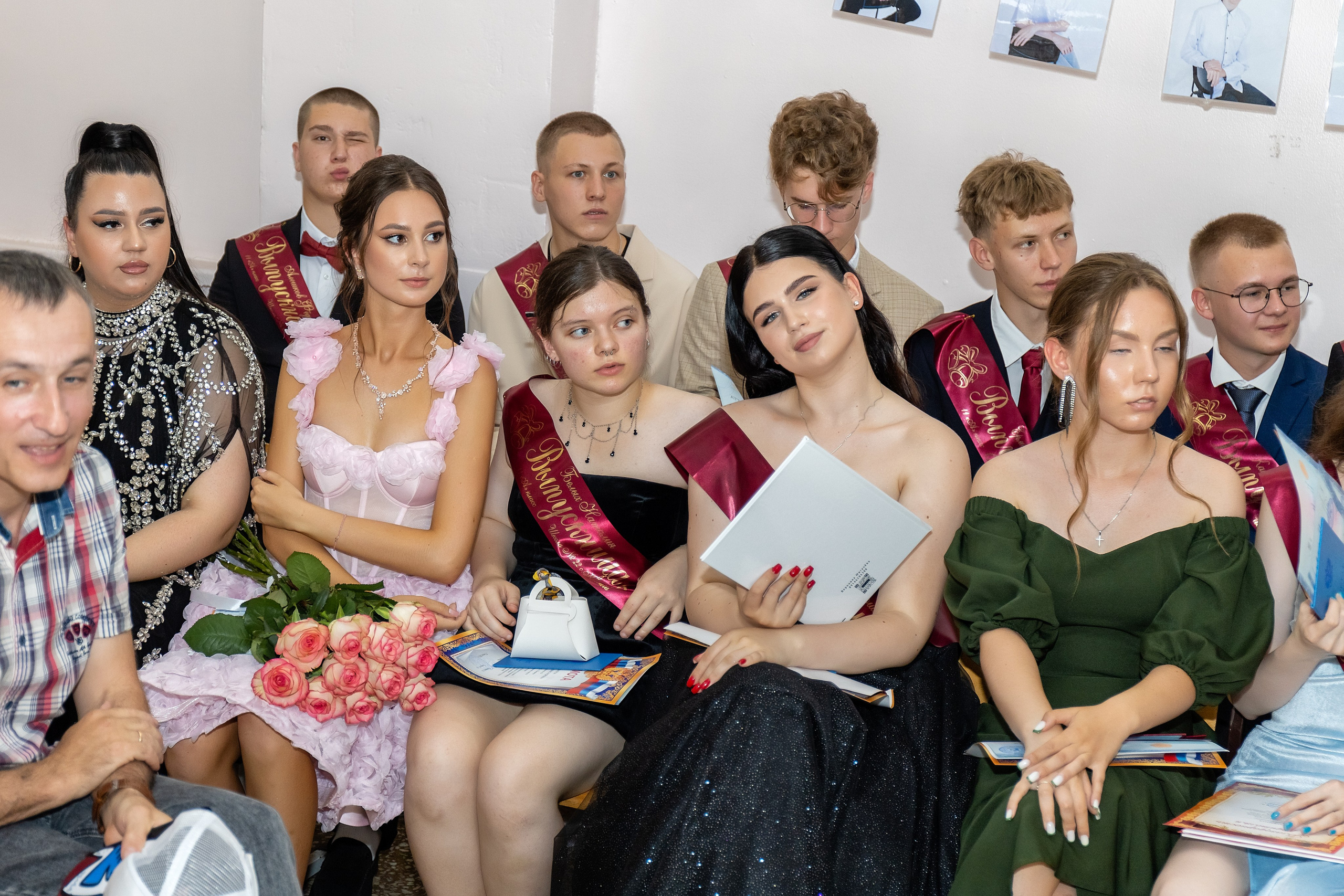 Выпускной. Школа 22, 11 класс. Стильный выпускной альбом Владивосток фотограф Вероника Мигачева