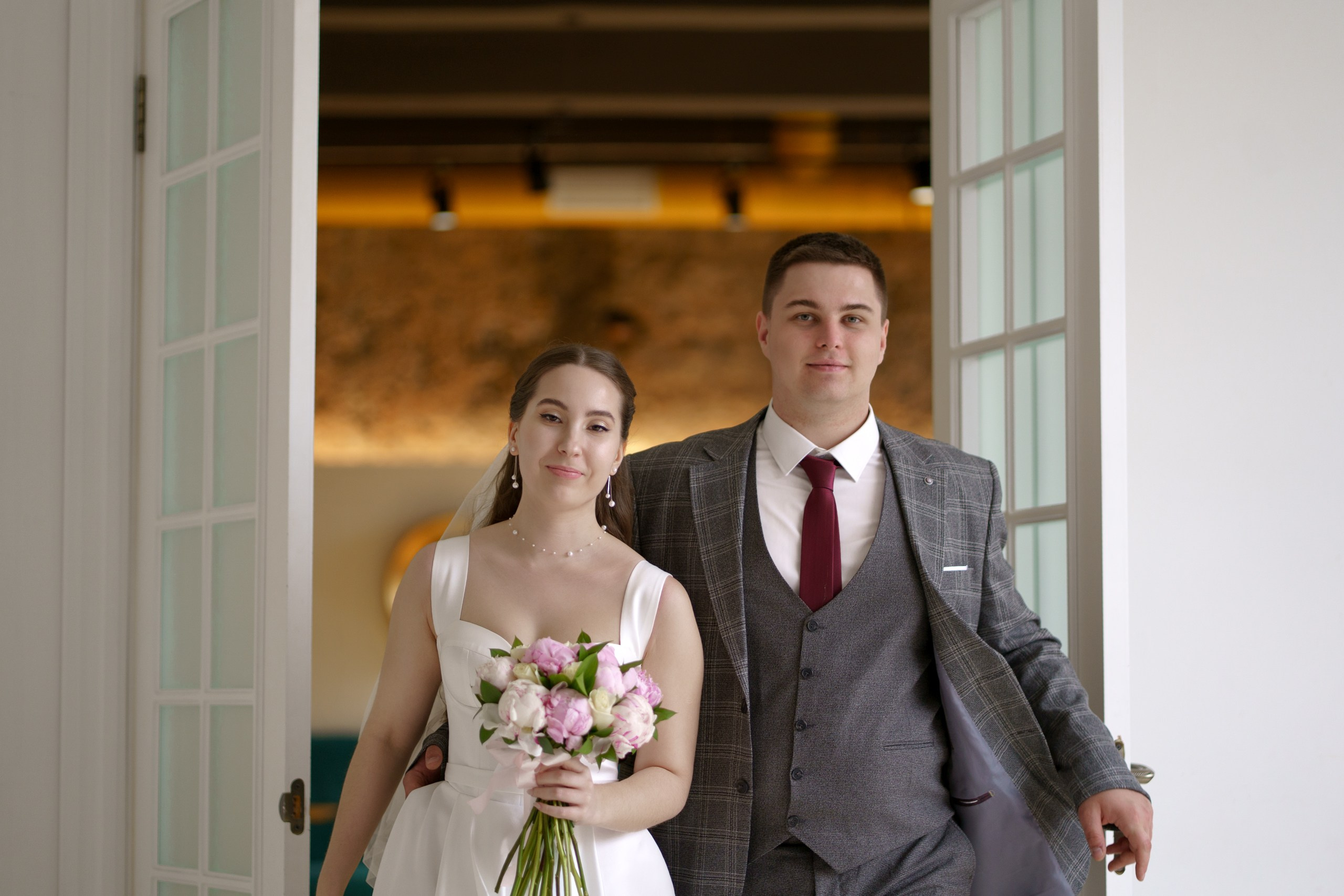 Студийная свадебная фотосессия в Екатеринбурге | Love Story Михаила и Елизаветы | Свадебный фотограф Екатеринбург