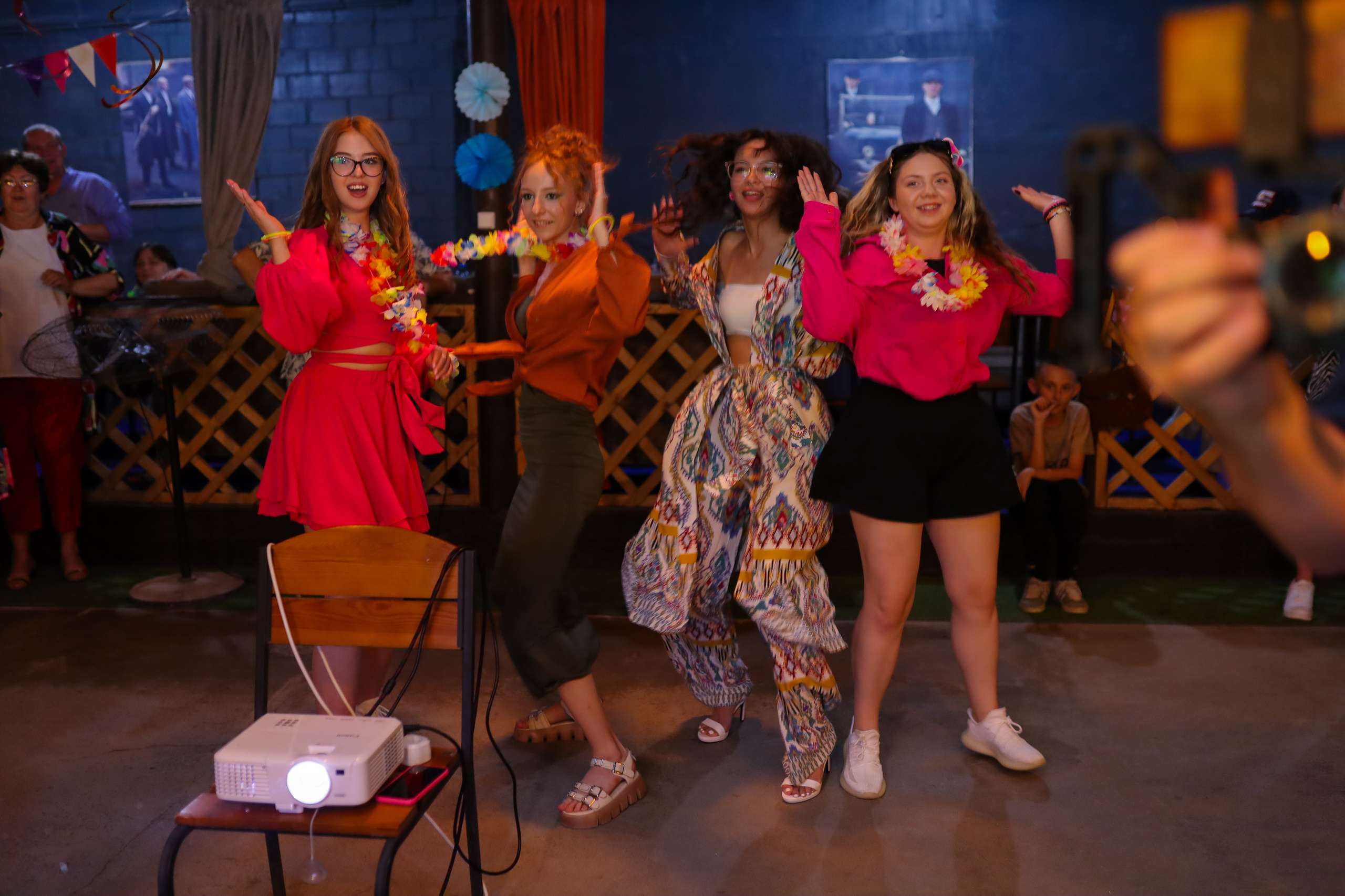 Выпускники. Фотограф в Жезказгане. Графический дизайнер