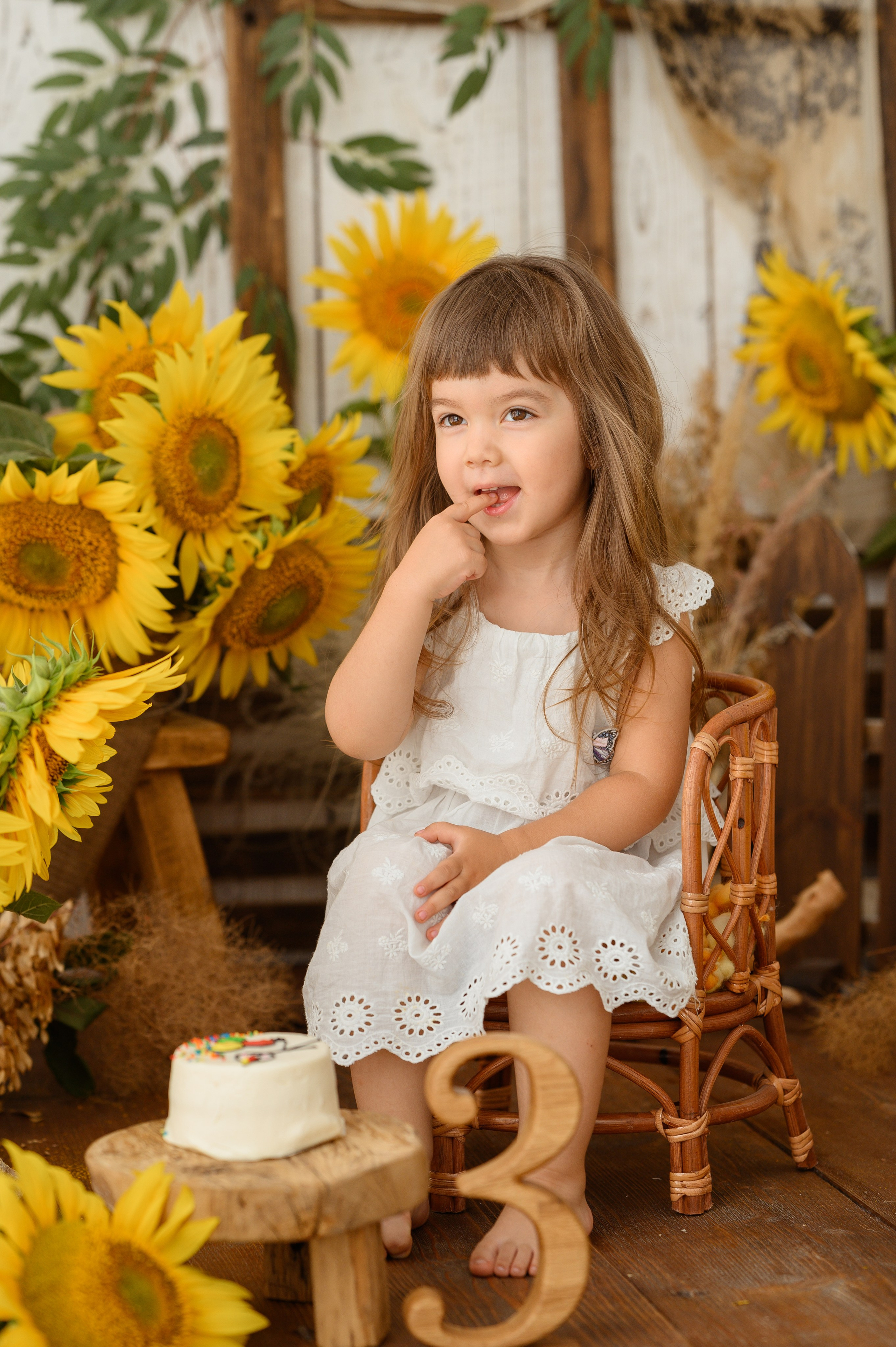 Альмина и подсолнухи. Детский и семейный фотограф Ирина Гладких