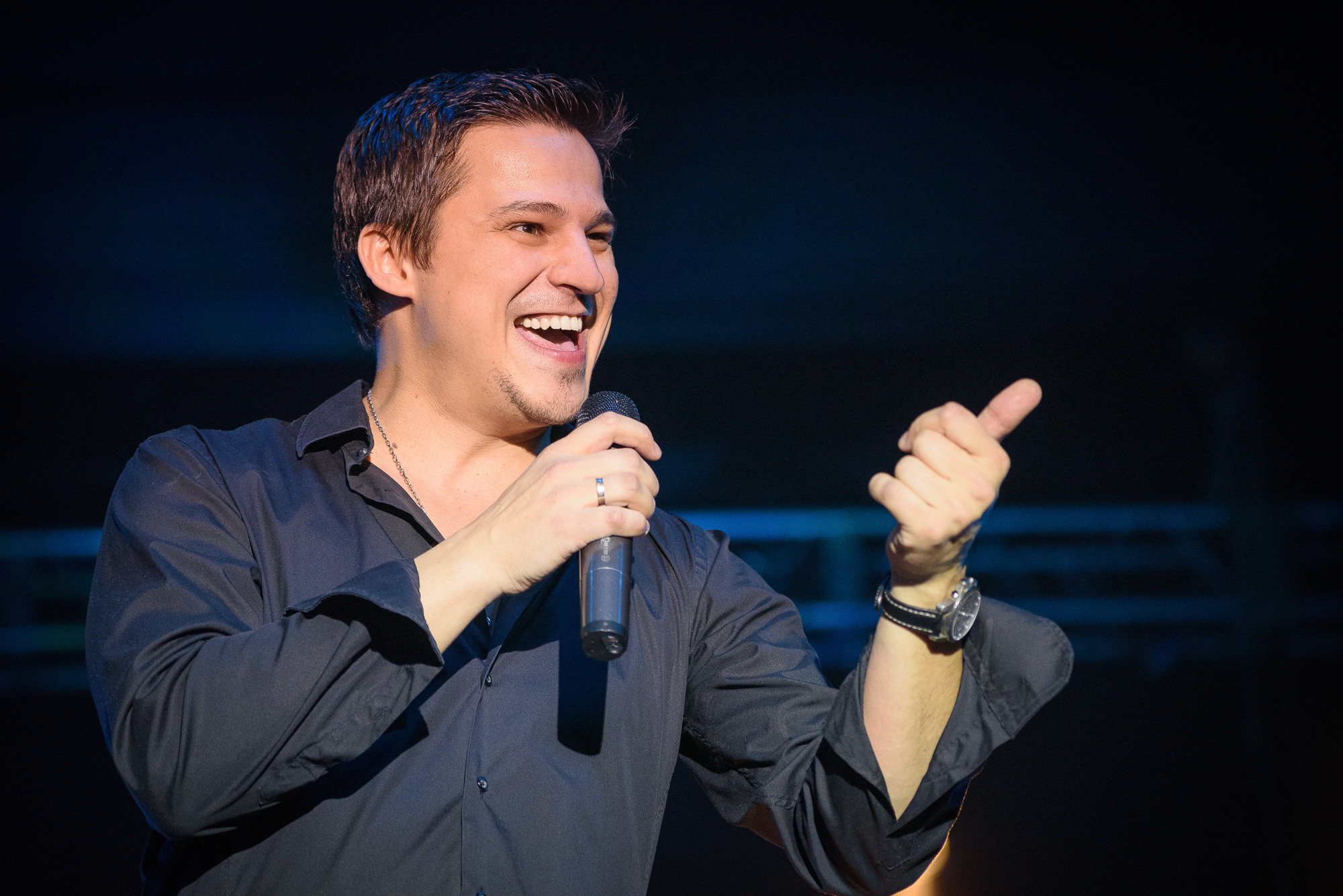 Сольный концерт Максима Олейникова. Репортажный и концертный фотограф в Волгограде Павел Панько