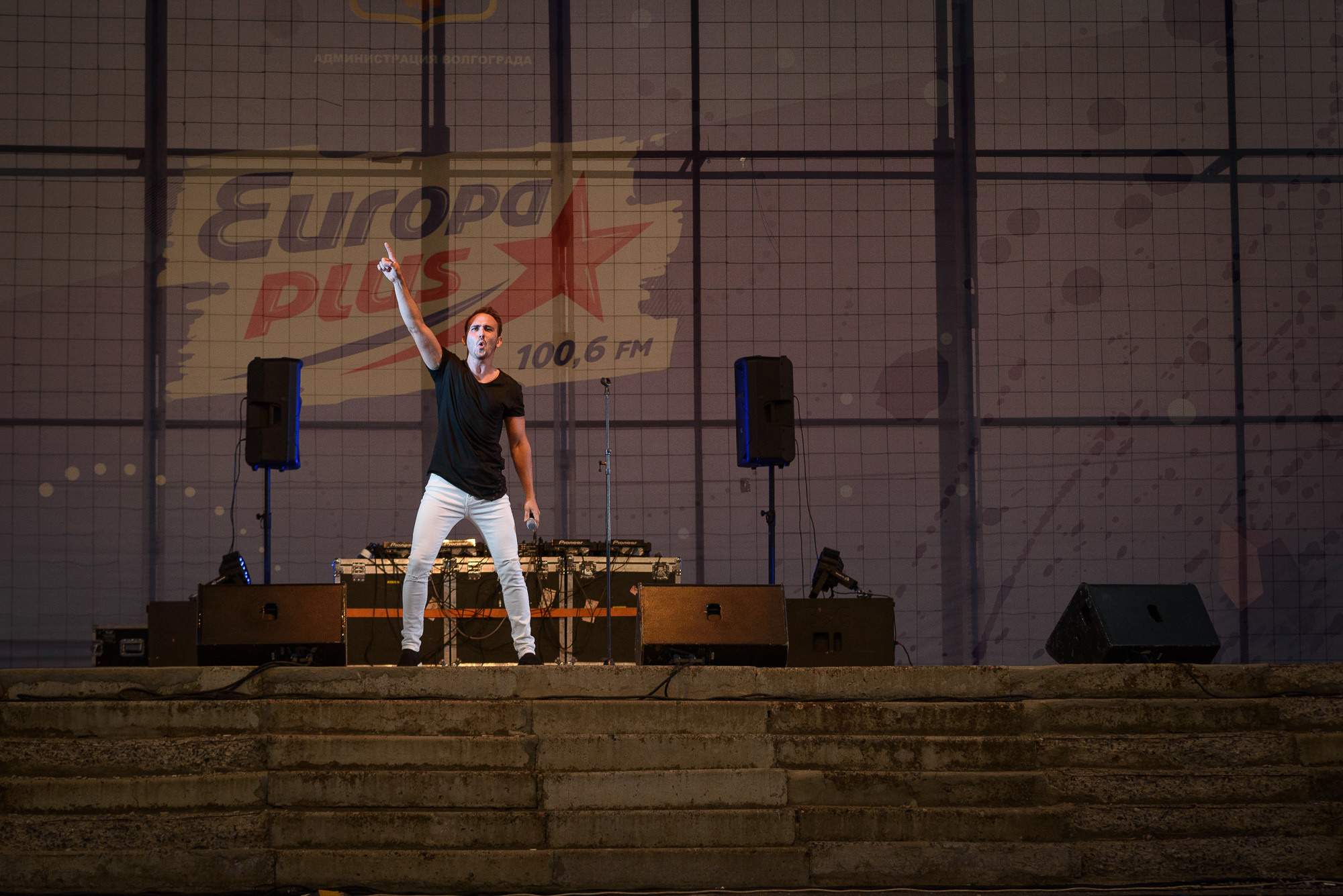 Дмитрий Трофим — победитель конкурса «Студенческая весна на Волге», победитель международного вокального конкурса «Ялтинские каникулы»