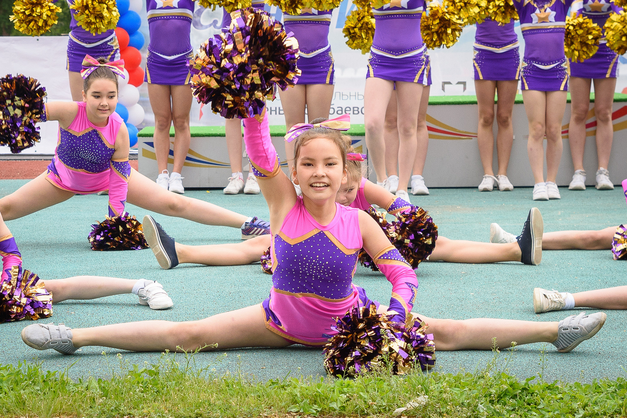 Участники команды чирлидеров