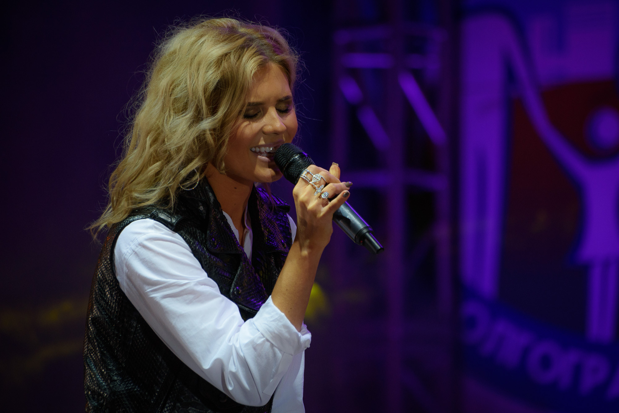 Анна Шульгина