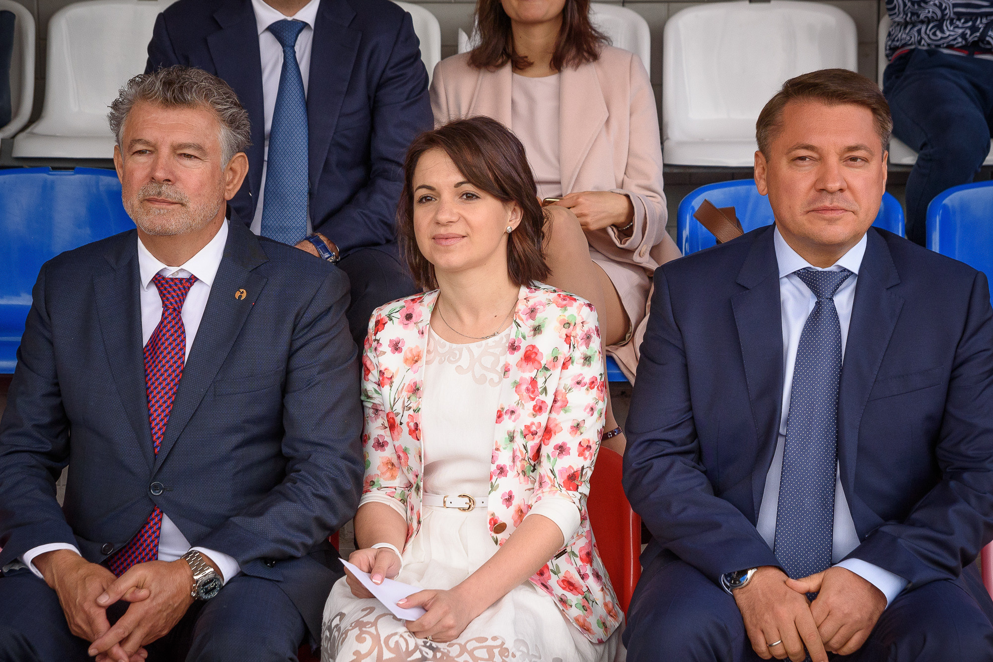 Жоэль Бузу на трибуне во время соревнований