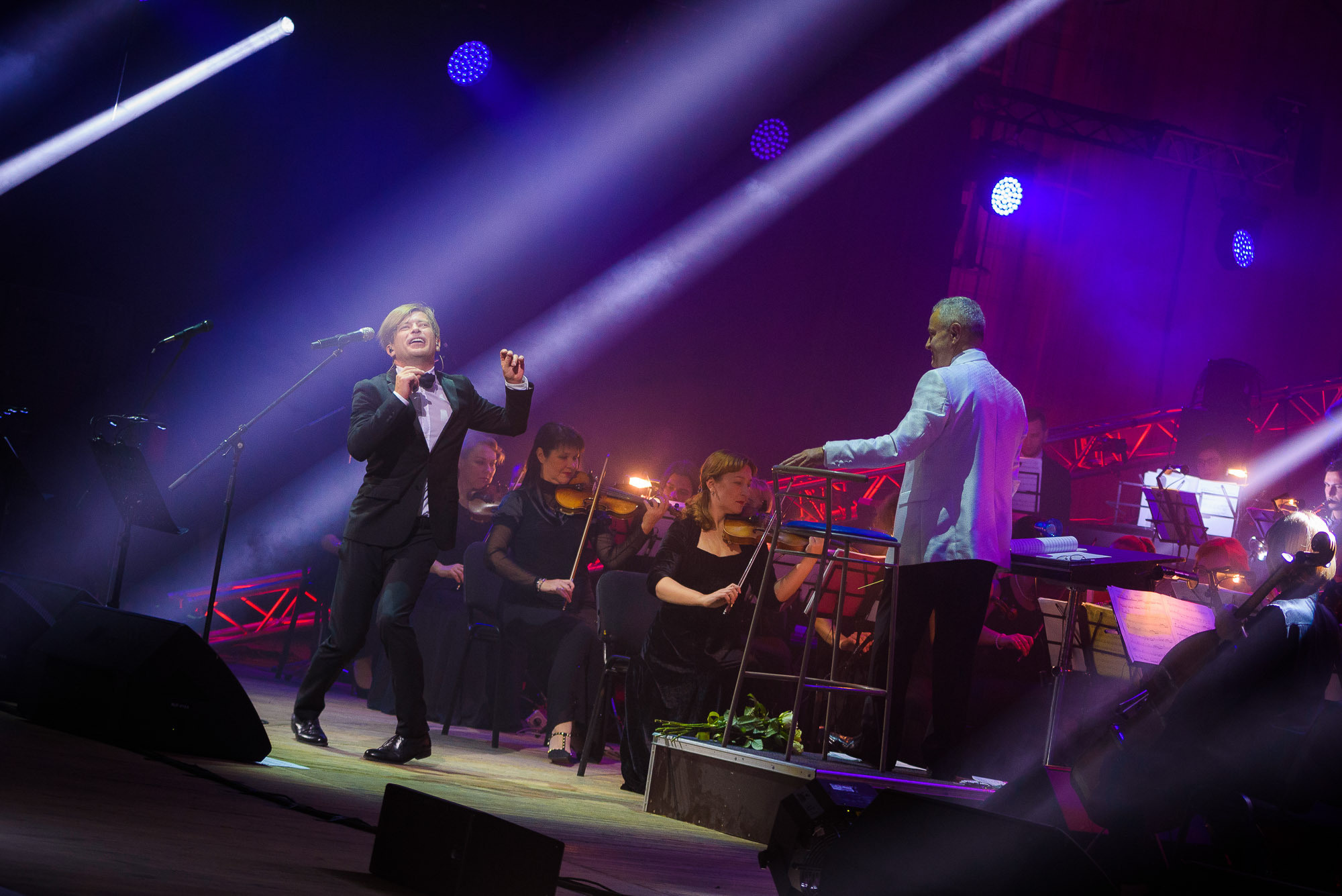 Концерт Би-2 с симфоническим оркестром. Репортажный и концертный фотограф в Волгограде Павел Панько