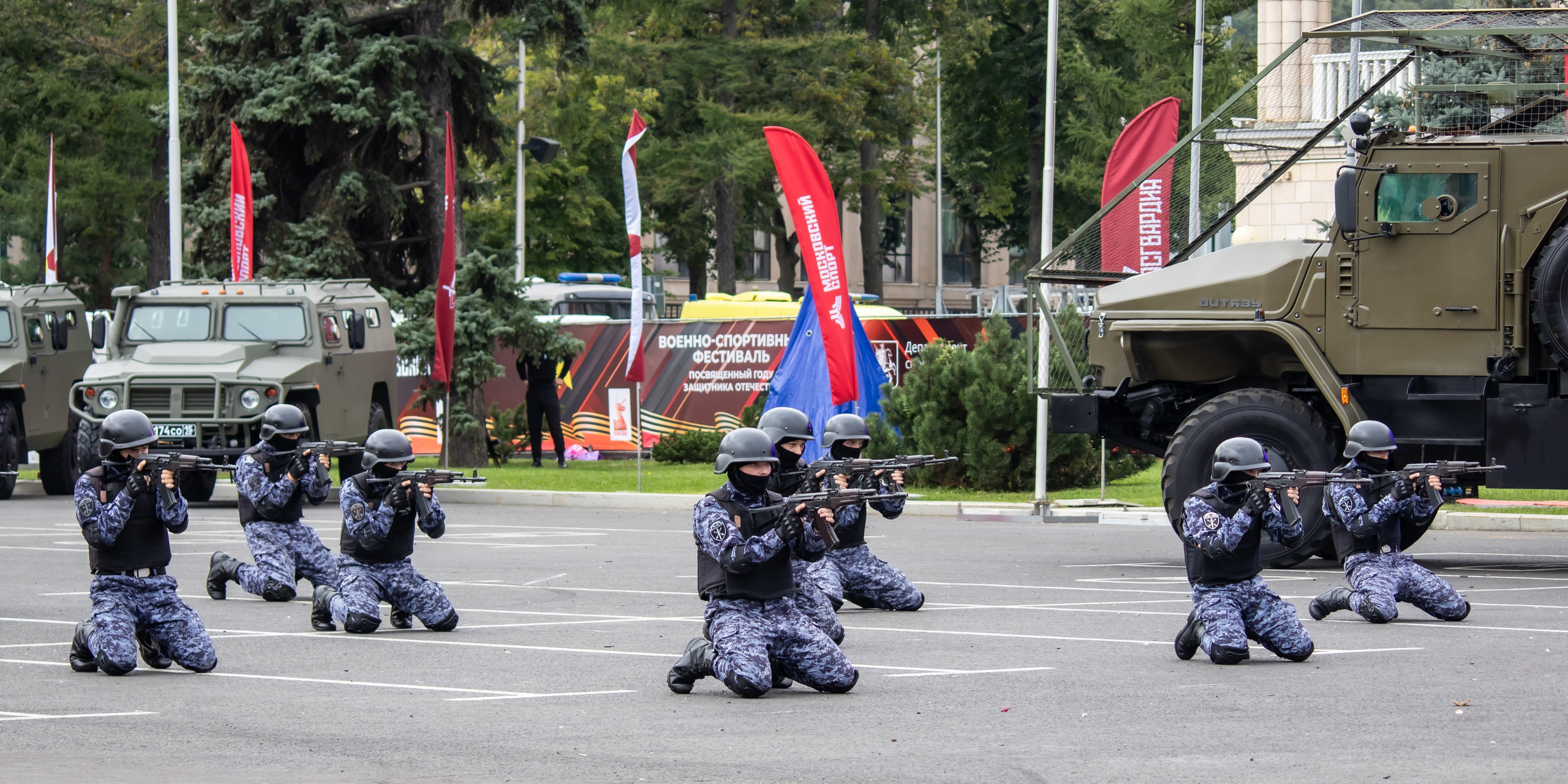 Военно-спортивный фестиваль Росгвардии в Лужниках