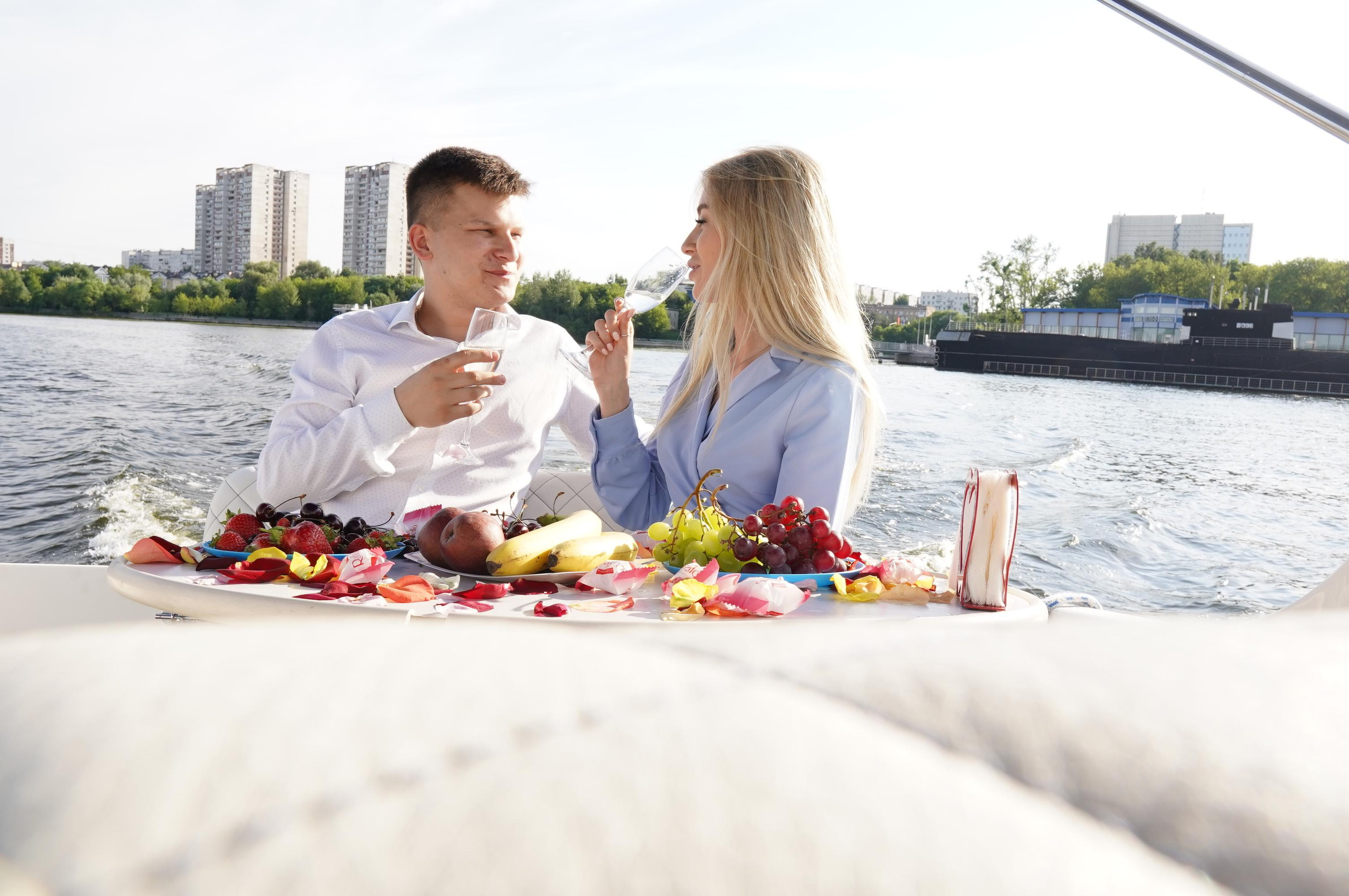 Фотосессия на яхте. Фотографии от Евгении Кузнецовой. Москва, Сочи, Краснодар