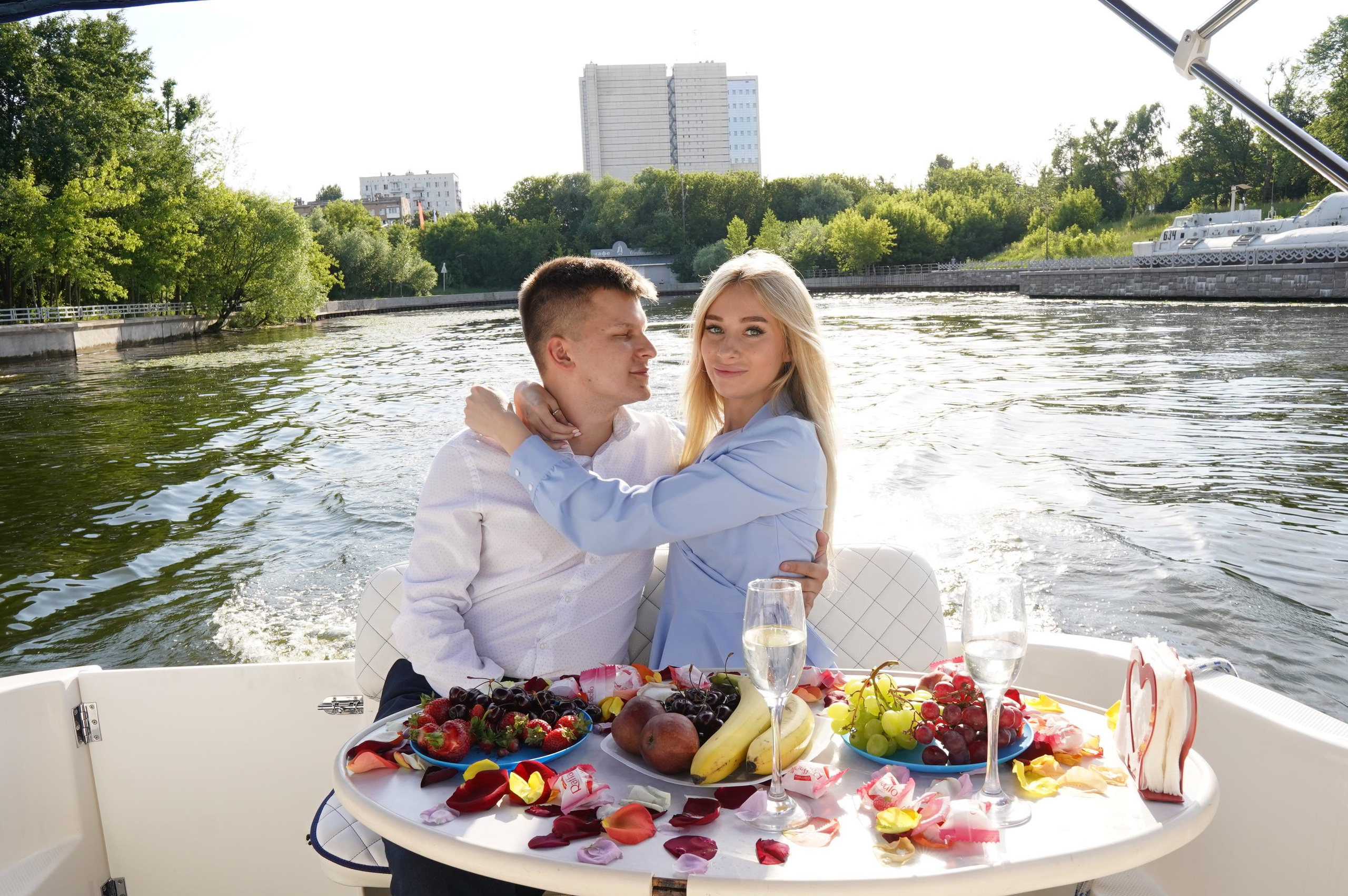 Фотосессия на яхте. Фотографии от Евгении Кузнецовой. Москва, Сочи, Краснодар