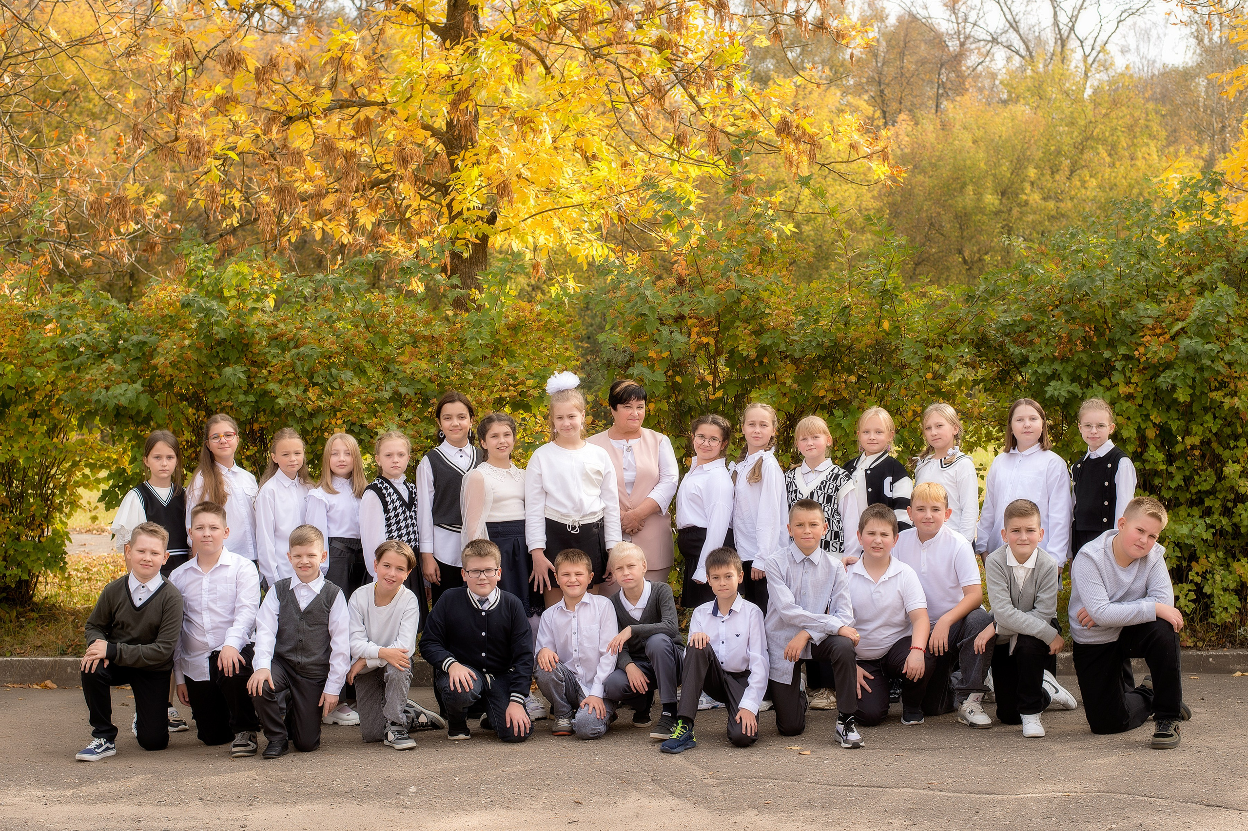 Общее обычное. Выпускные альбомы в Тутаеве.Захарова Лариса