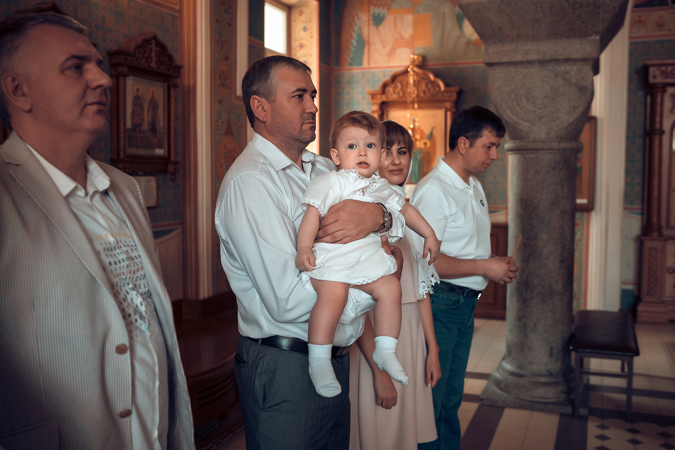 Таинство Крещения ребенка в Храме Иоанна Предтечи Красноярск. Фотограф на Крещение и Венчание в Красноярске Рамазанова Юлия