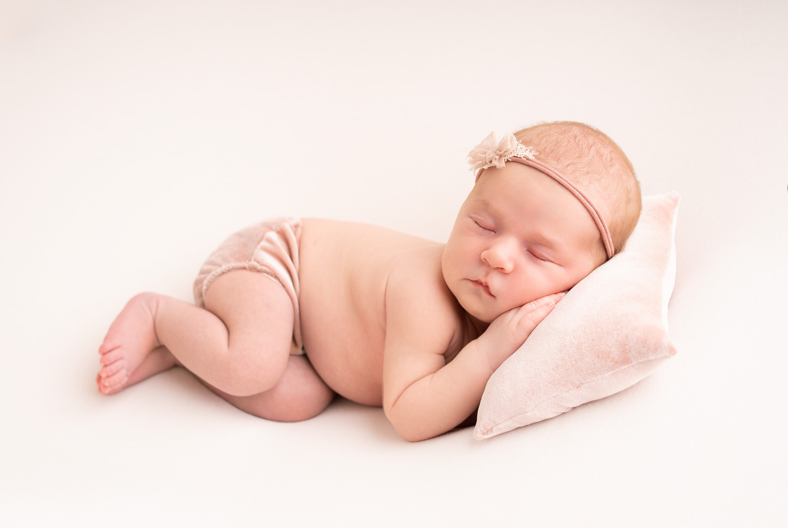 Фотограф новорожденных в Смоленске Анастасия Дегтярева