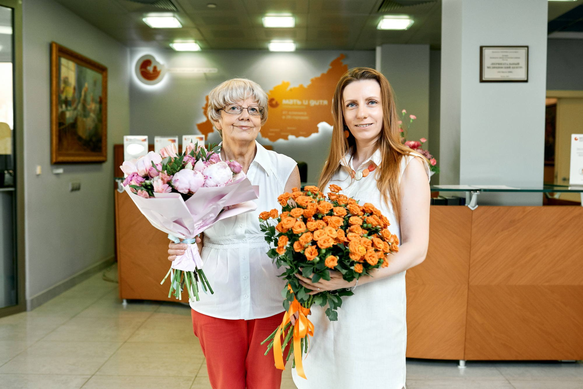 Фотограф на выписку в Москве, заказать услуги фотосъёмки — Цены и стоимость услуг профессионального фотографа для фотосессии выписки