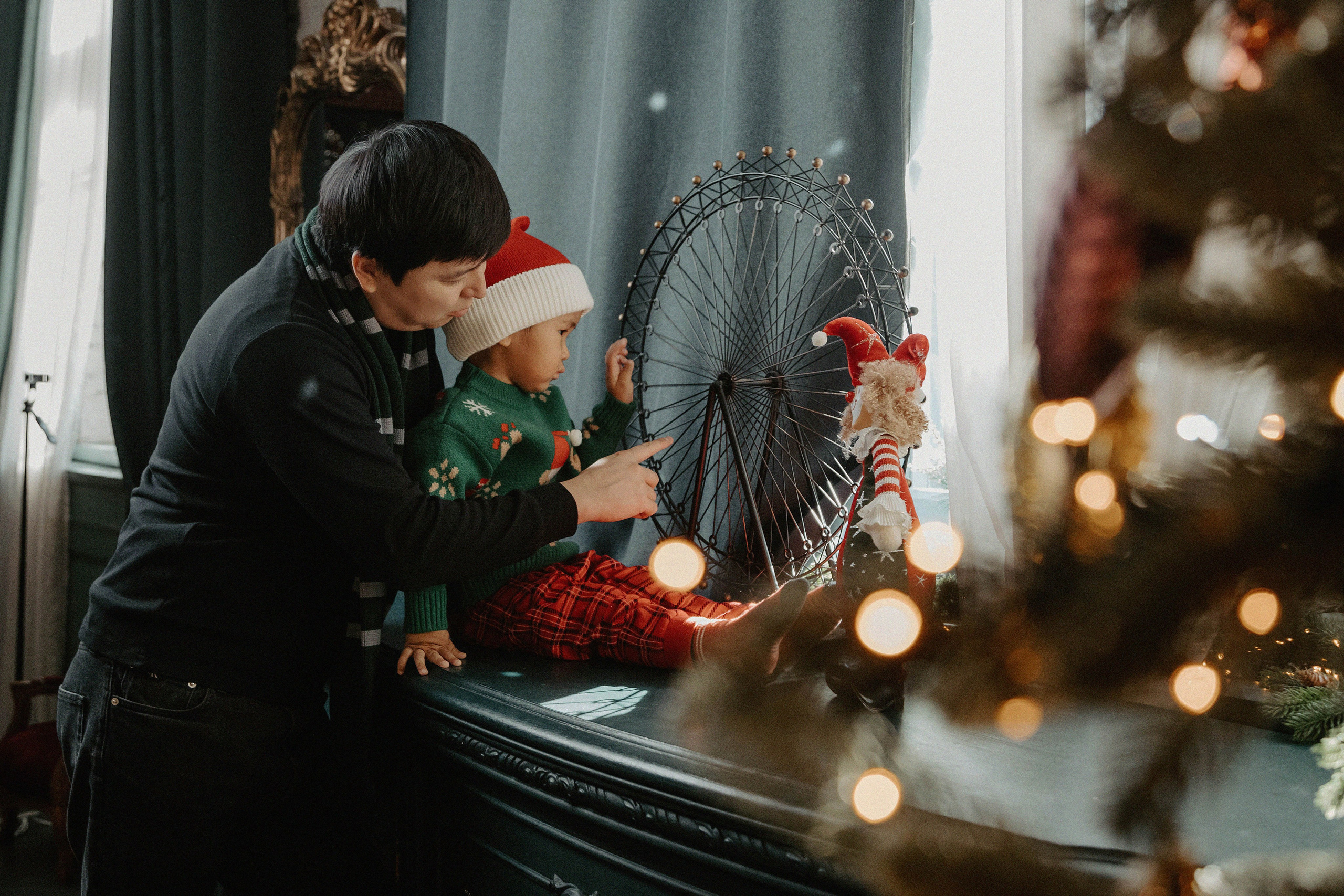 Семейная фотосессия Бахыт, Алем и Берика в фотостудии 2Stula. Свадебный, семейный и портретный фотограф в Алматы, Костанай