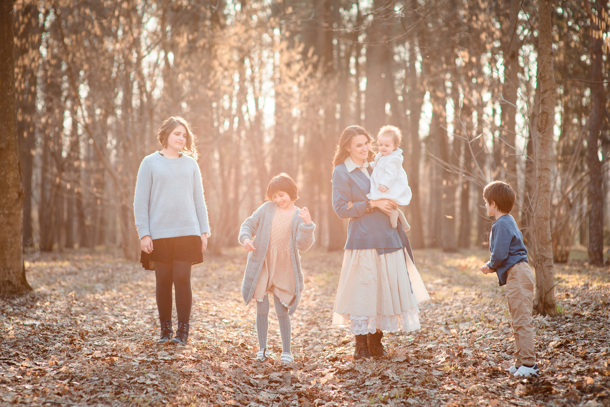 Весенняя прогулка в парке для семьи Белоусовых. Семейный и женский фотограф Красноярск Екатерина Пусенкова