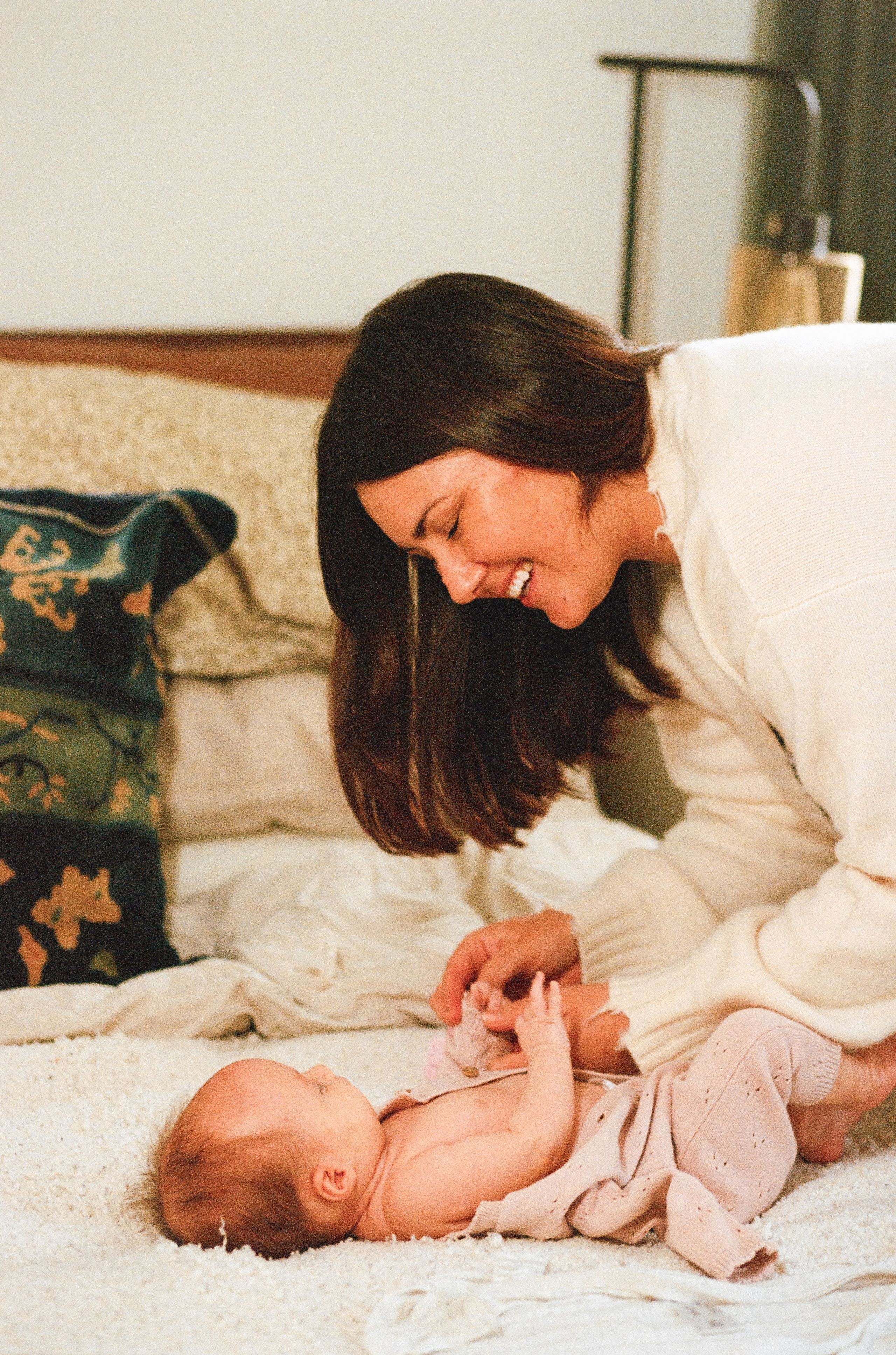 Newborn. Film photographer in Los Angeles Anastasiya Pankova