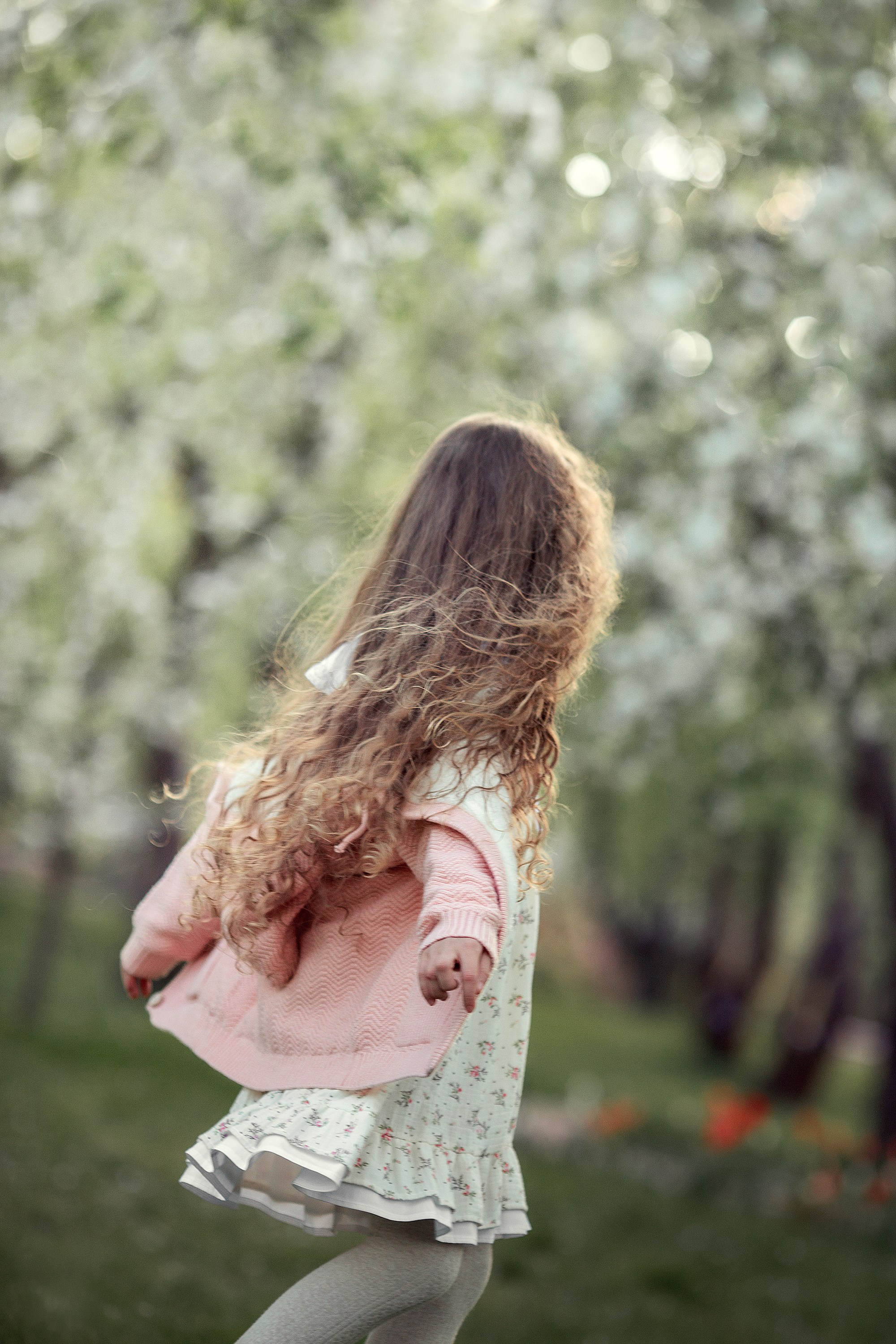 Семейная Фотосессия в цветущем яблоневом саду. Tatyana Nadezhdina Family photographer