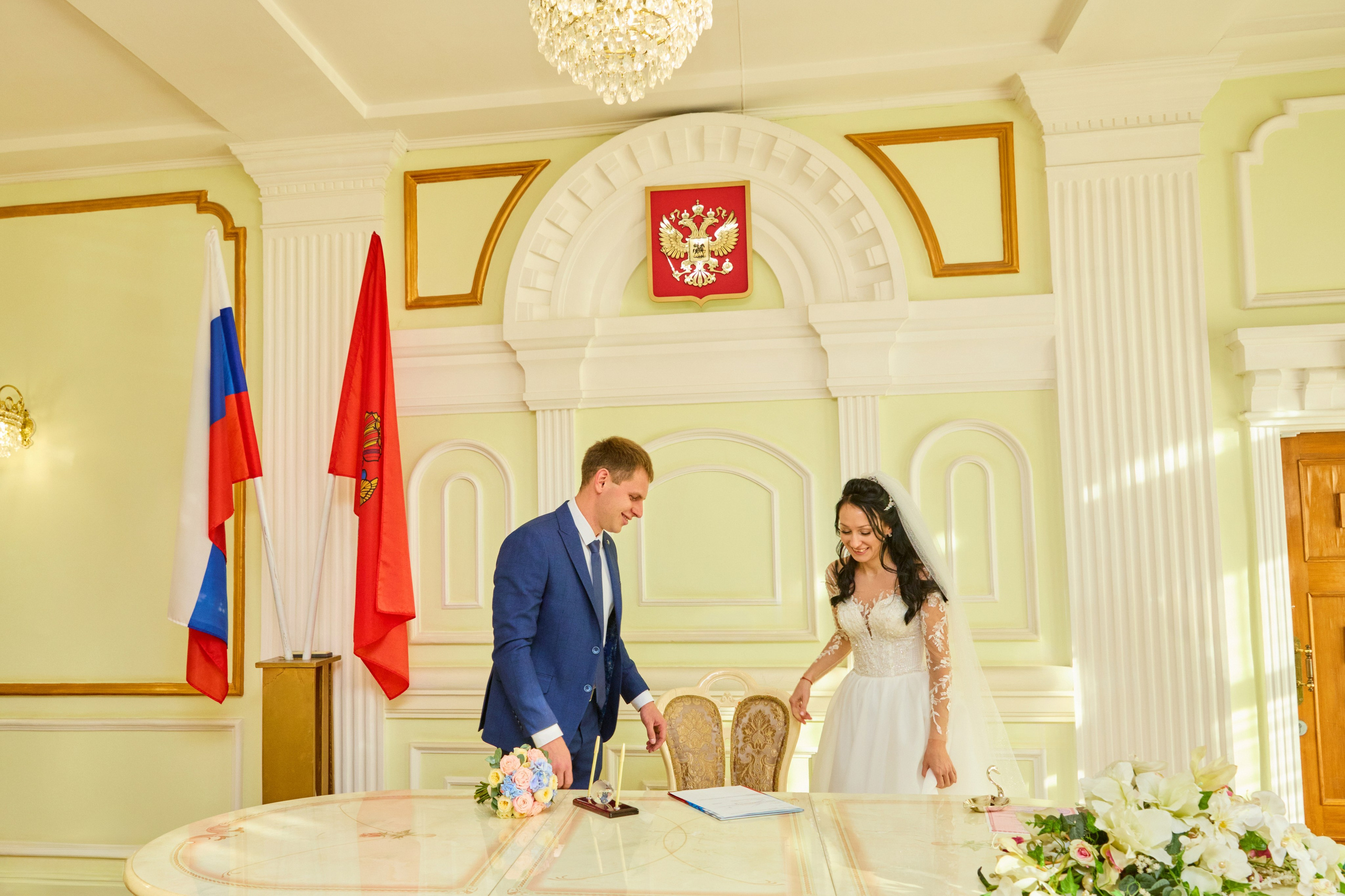 Дворец бракосочетания на Дубровинского