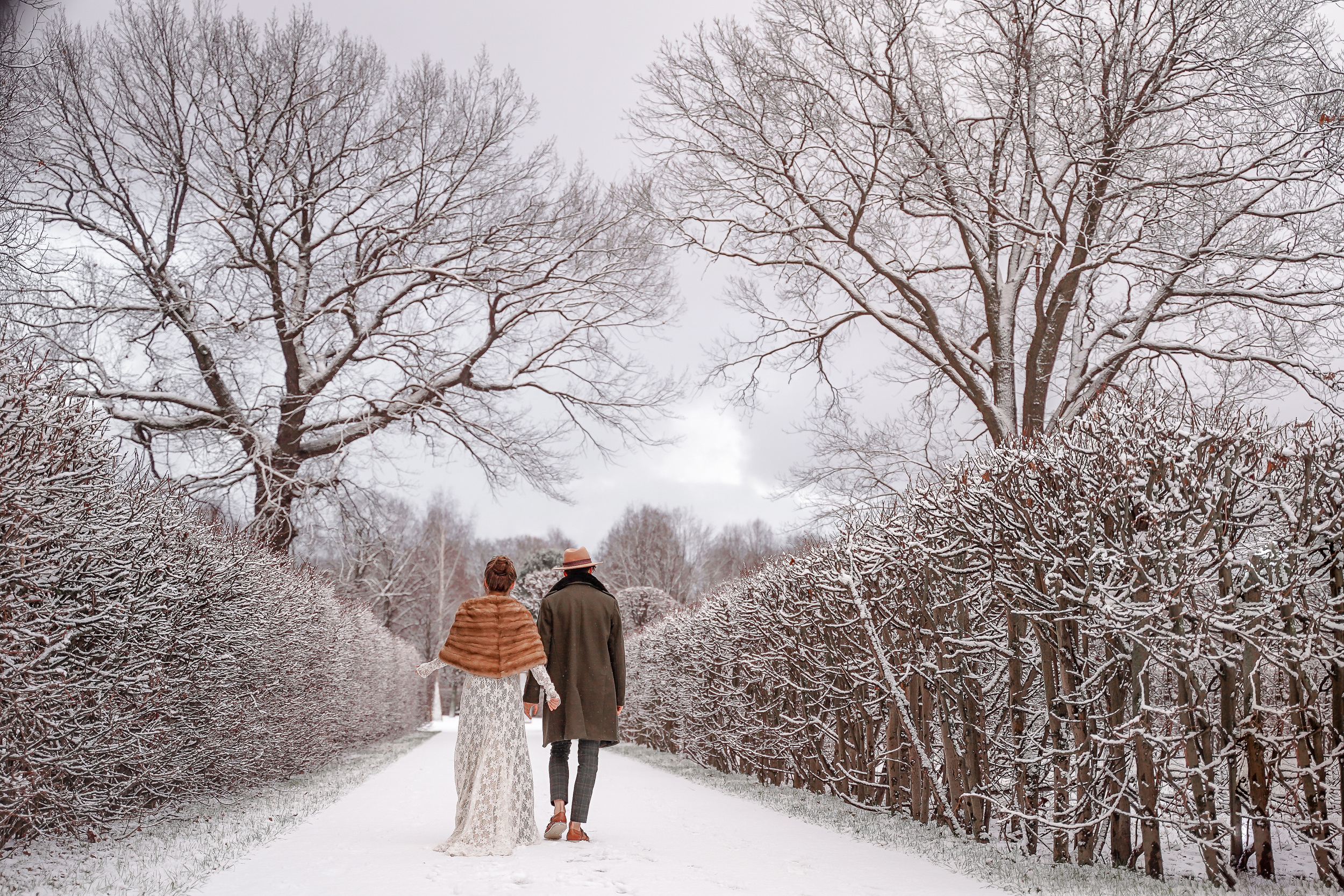 Зимняя свадебная фотосессия в Кусково, свадебный фотограф в Кусково