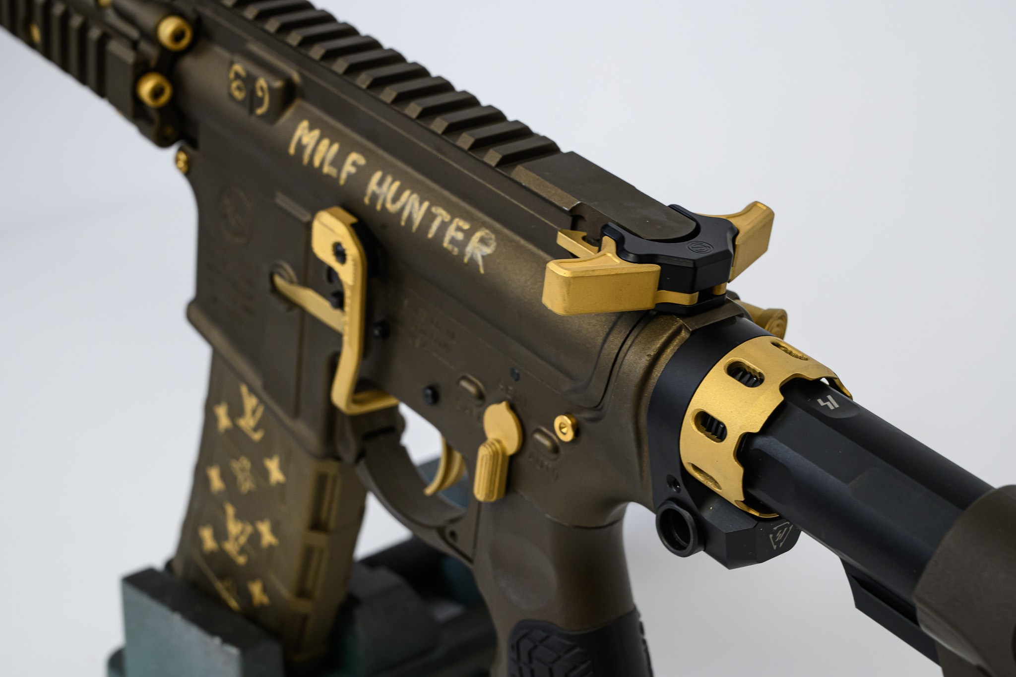 Покраска краской Cerakote. Страйкбольная мастерская Бигич Воркшоп