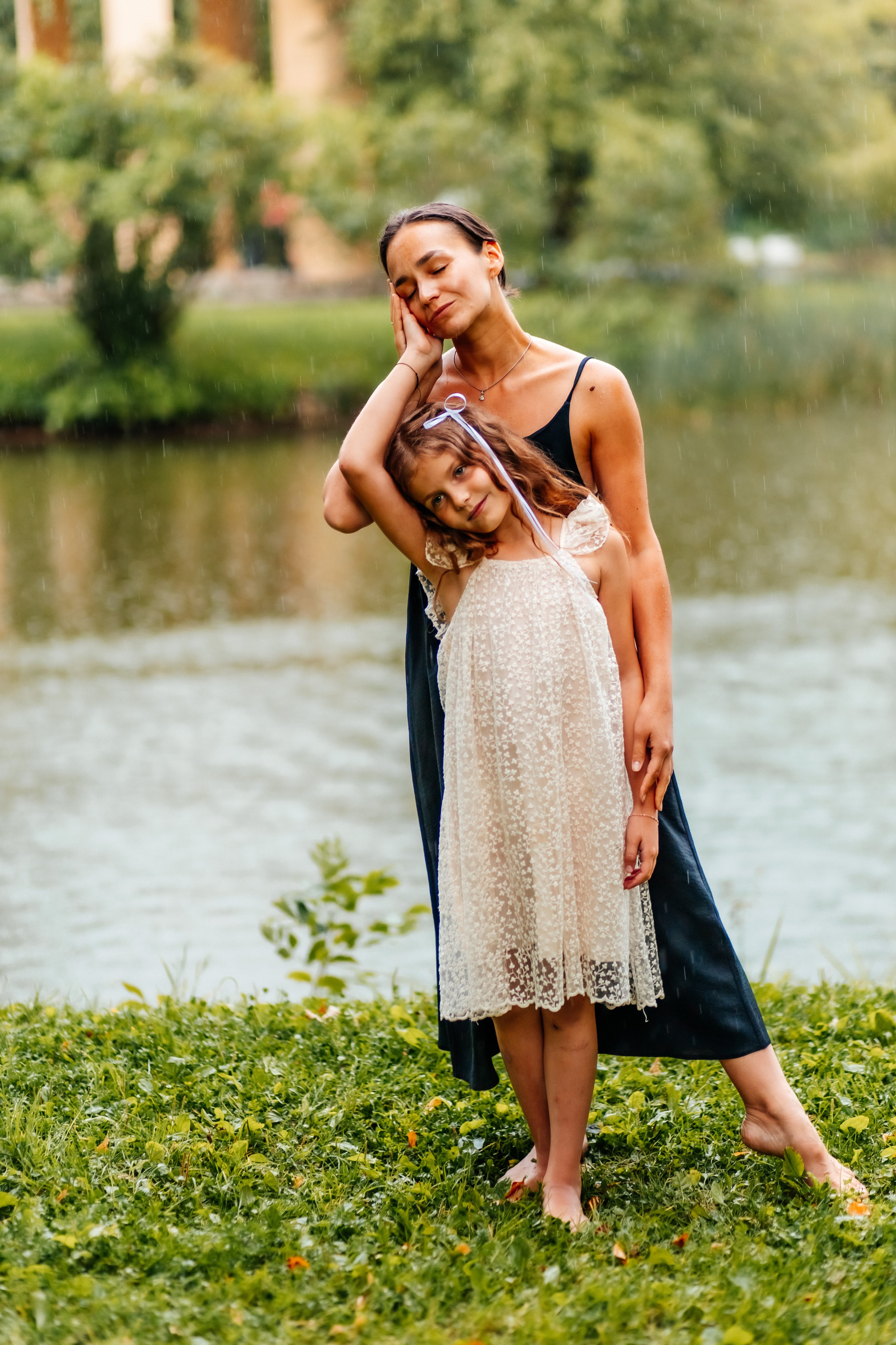 Фотосессия мама и дочка в парке