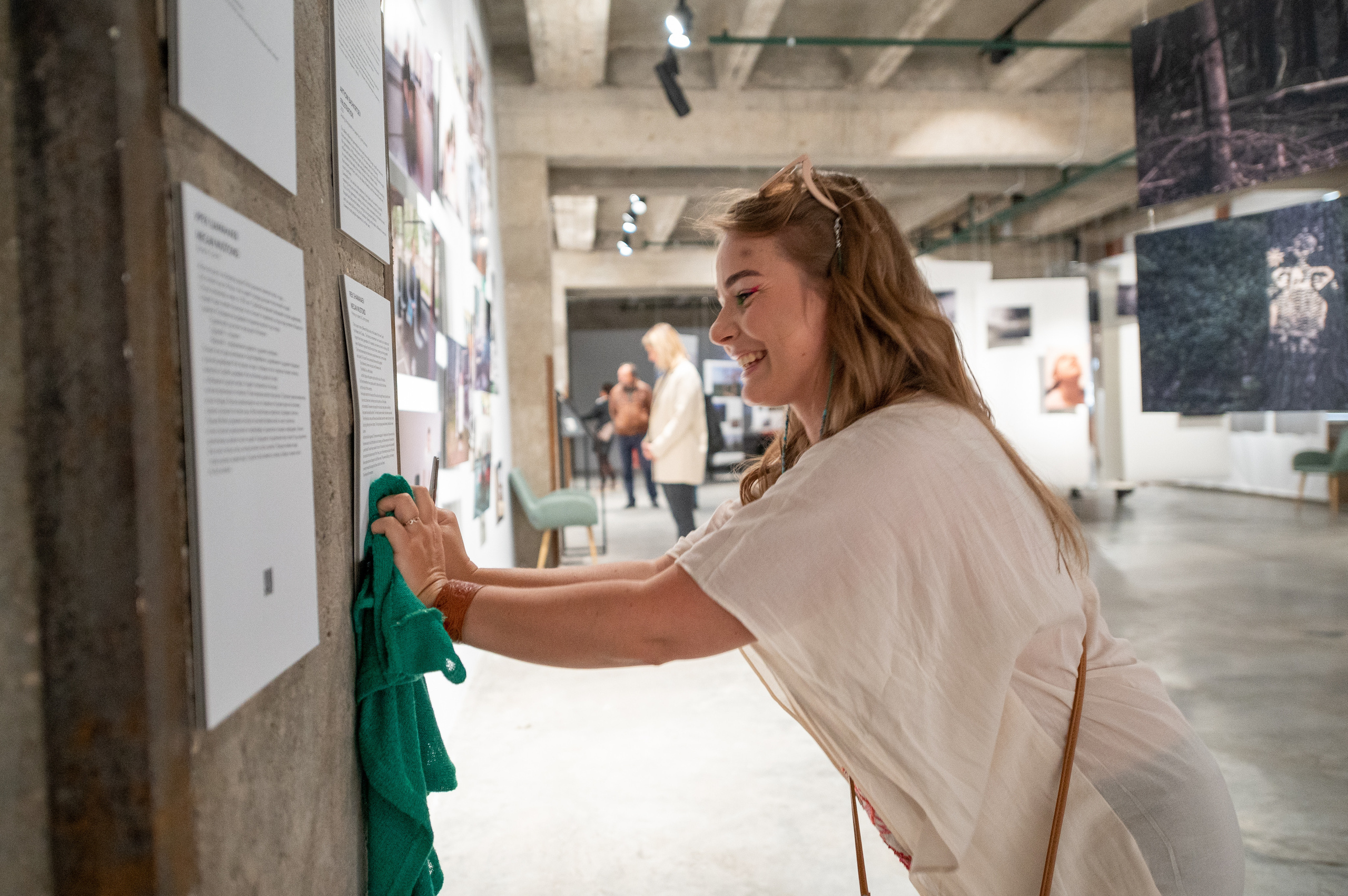 Выставка современного искусства "17", галерея PennLab, Москва