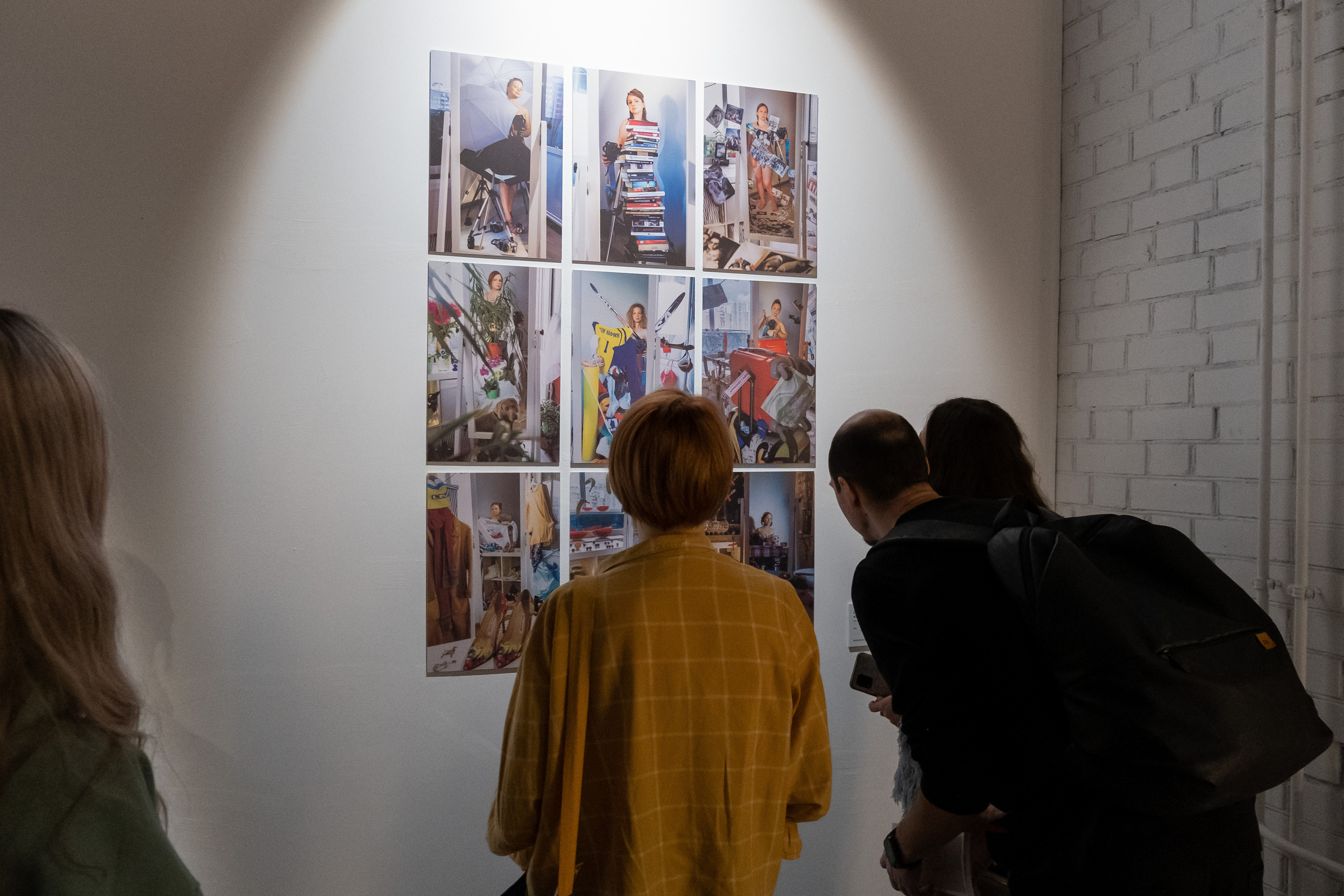 Серия автопортретов «Я есть» Ольги Михальчук на выставке в Тюмени. Ольга Михальчук, художница и фотограф