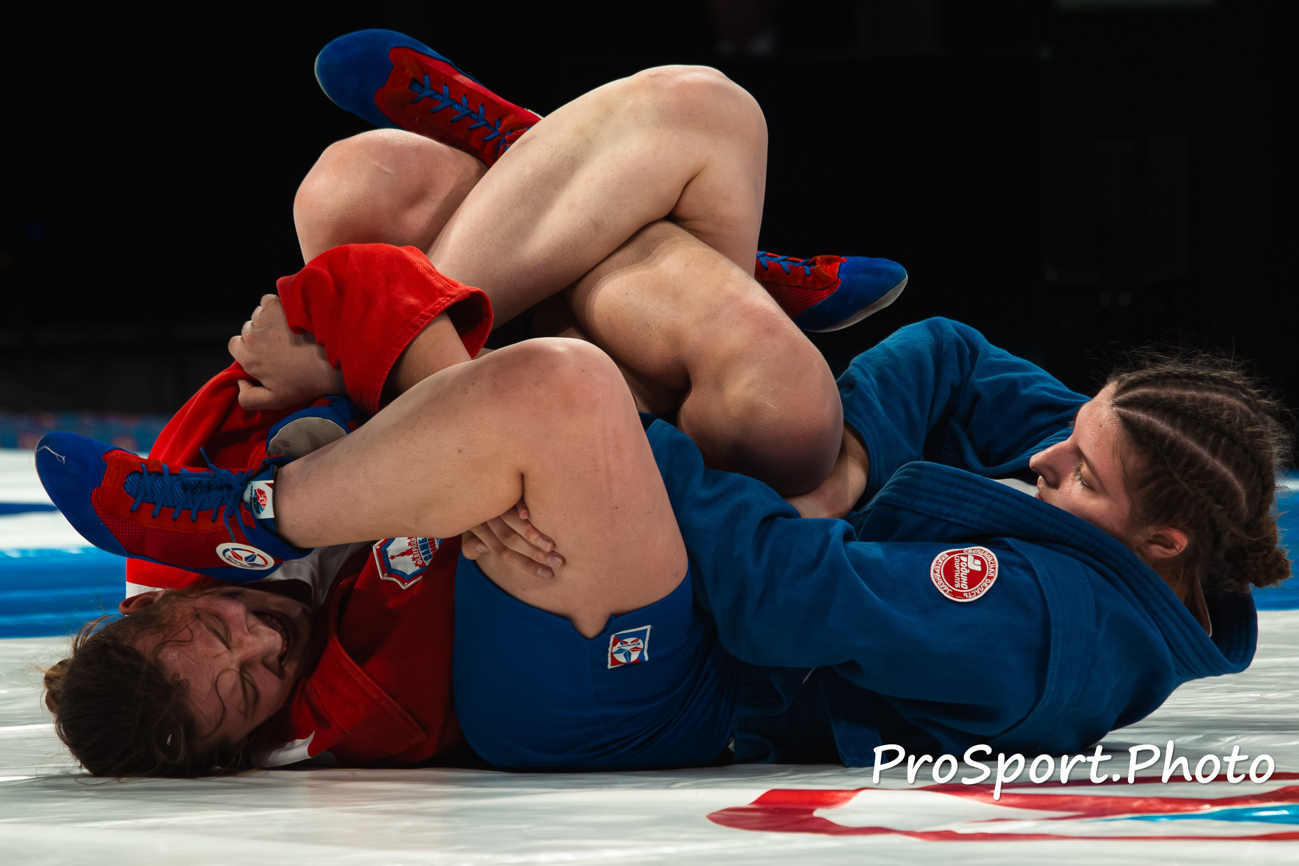 «Спорт через объектив: история в каждом снимке!»