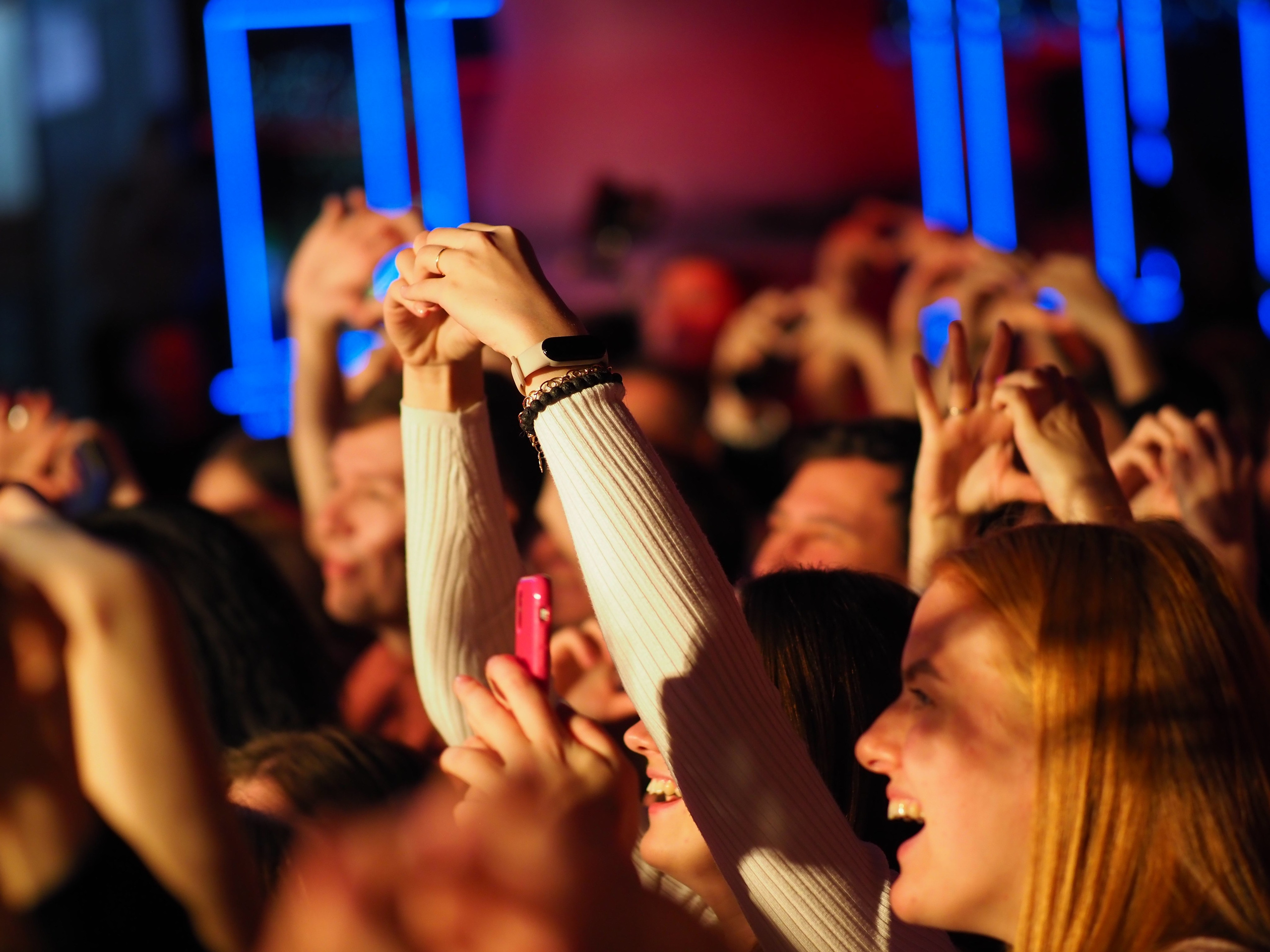 Концерт, чтобы позвать на танцы. Семейный фотограф в Красноярске Лизоркина Вера