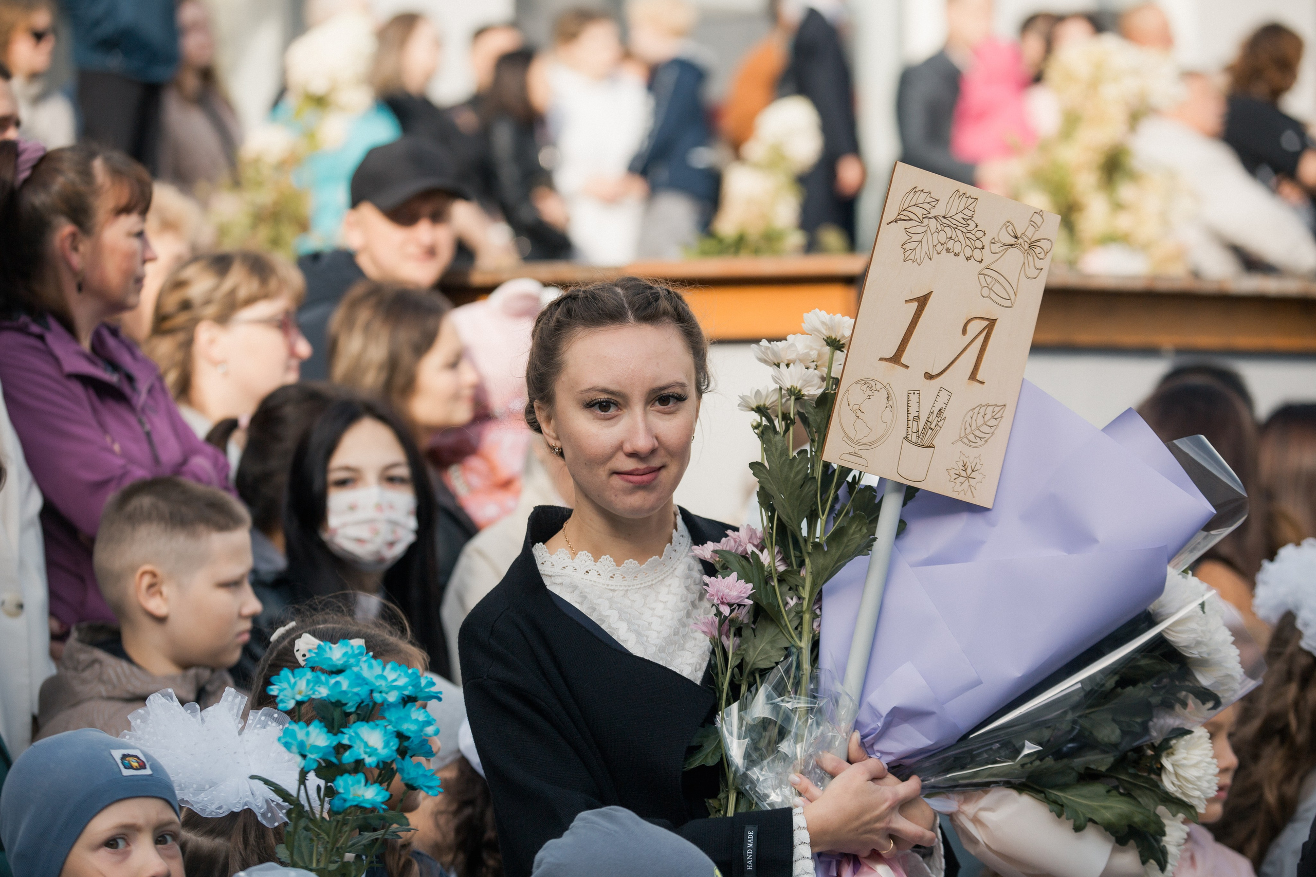 Наши услуги. Выпускные альбомы в Тюмени для школ, садов, вузов спортивных секций