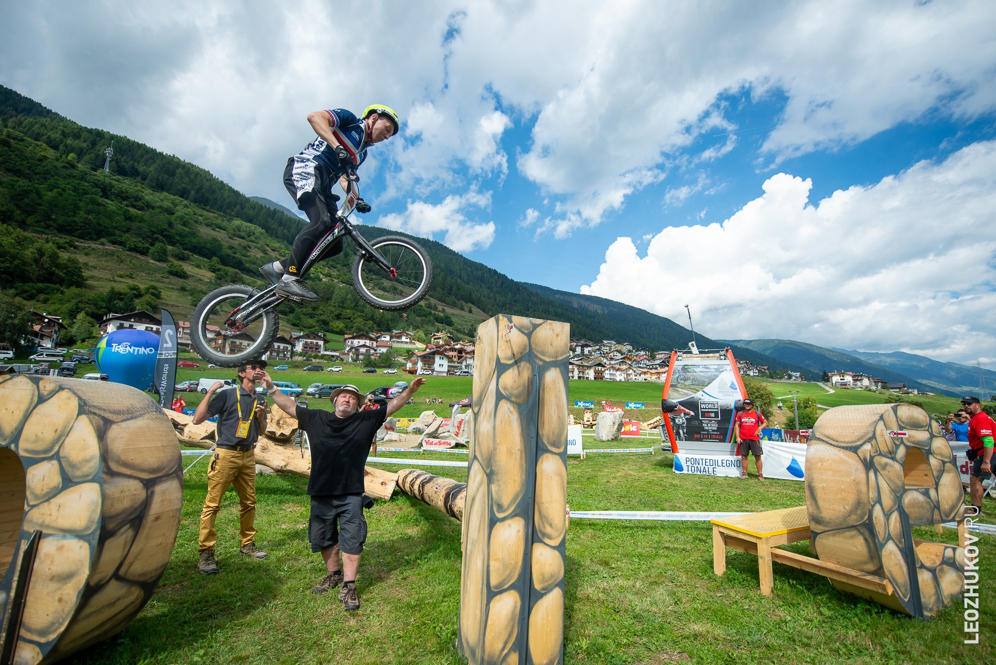 UCI Trials World Championships 2016 — finals. Sports photographer Leonid Zhukov
