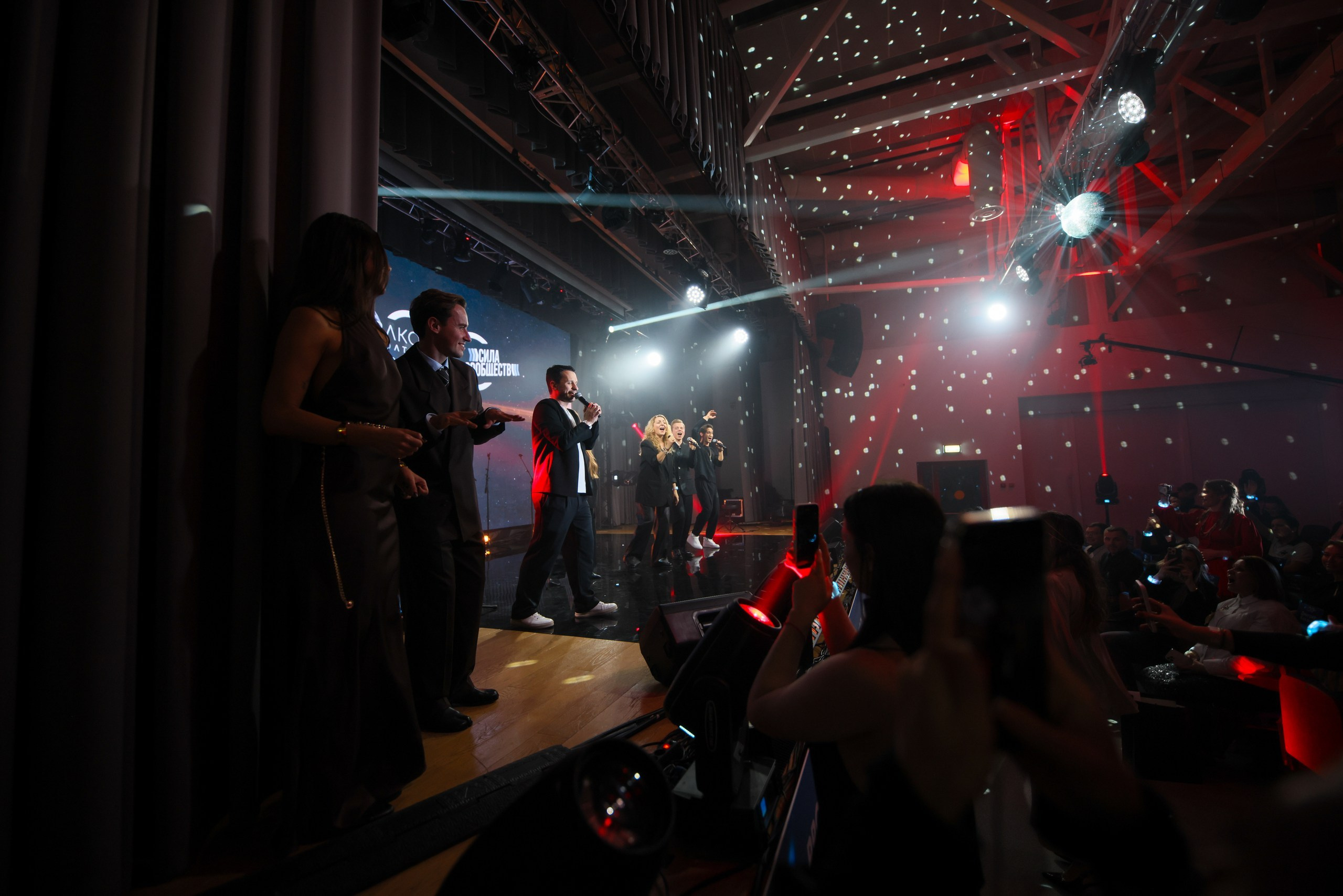 Фотограф на корпортатив. Репортажный фотограф в Москве Измалков Артем