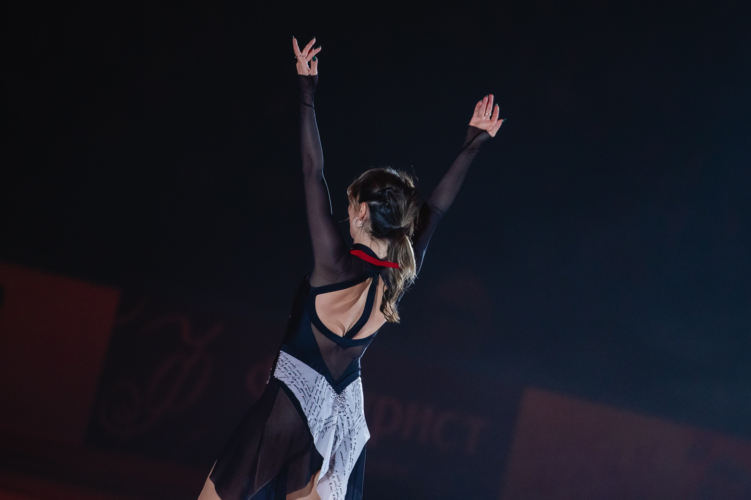 Шоу «Чемпионы на льду» в Новосибирске. Воробьева Ксения — Спортивный и танцевальный фотограф Новосибирск