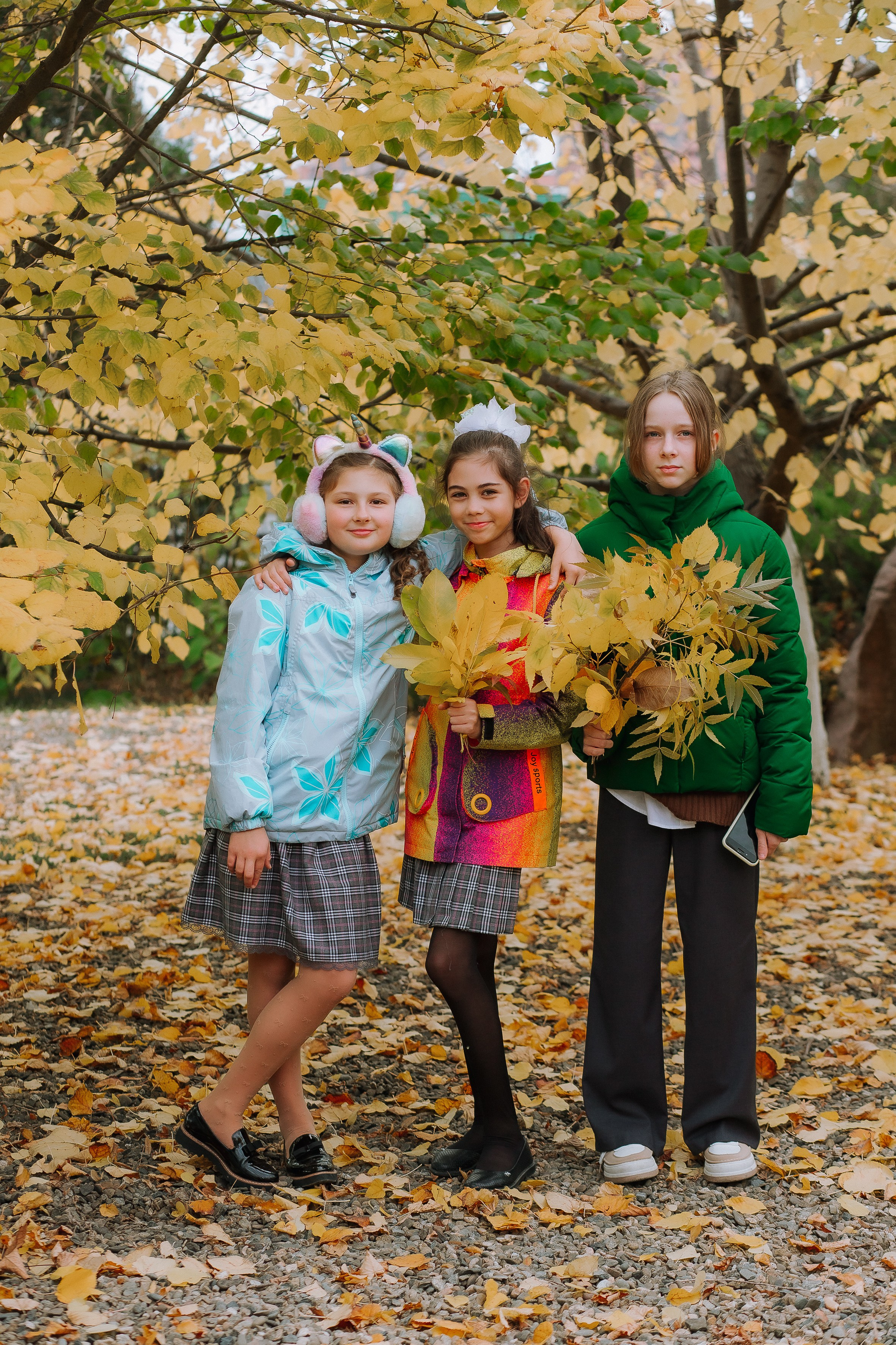 Осенние фото- школьный двор. Выпускные альбомы Натальи Бутко: Новороссийск, Анапа, Геленджик