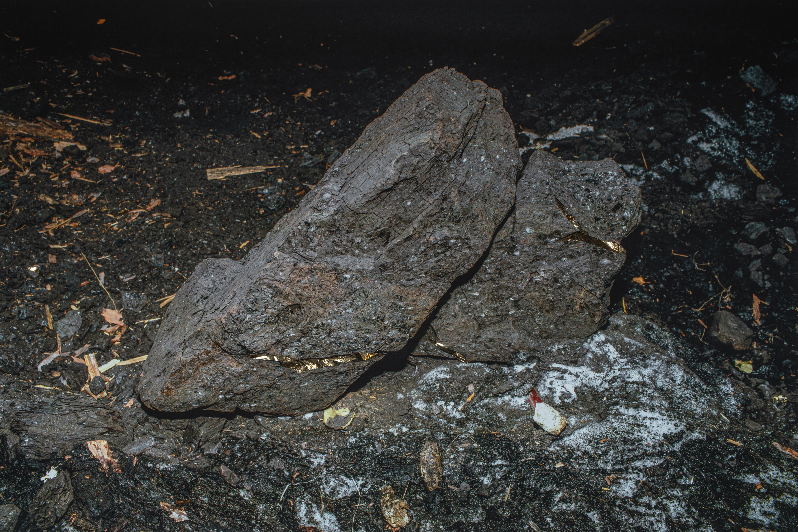 Фотопроект о семейной памяти и травме. Vasily Pindyurin visual artist