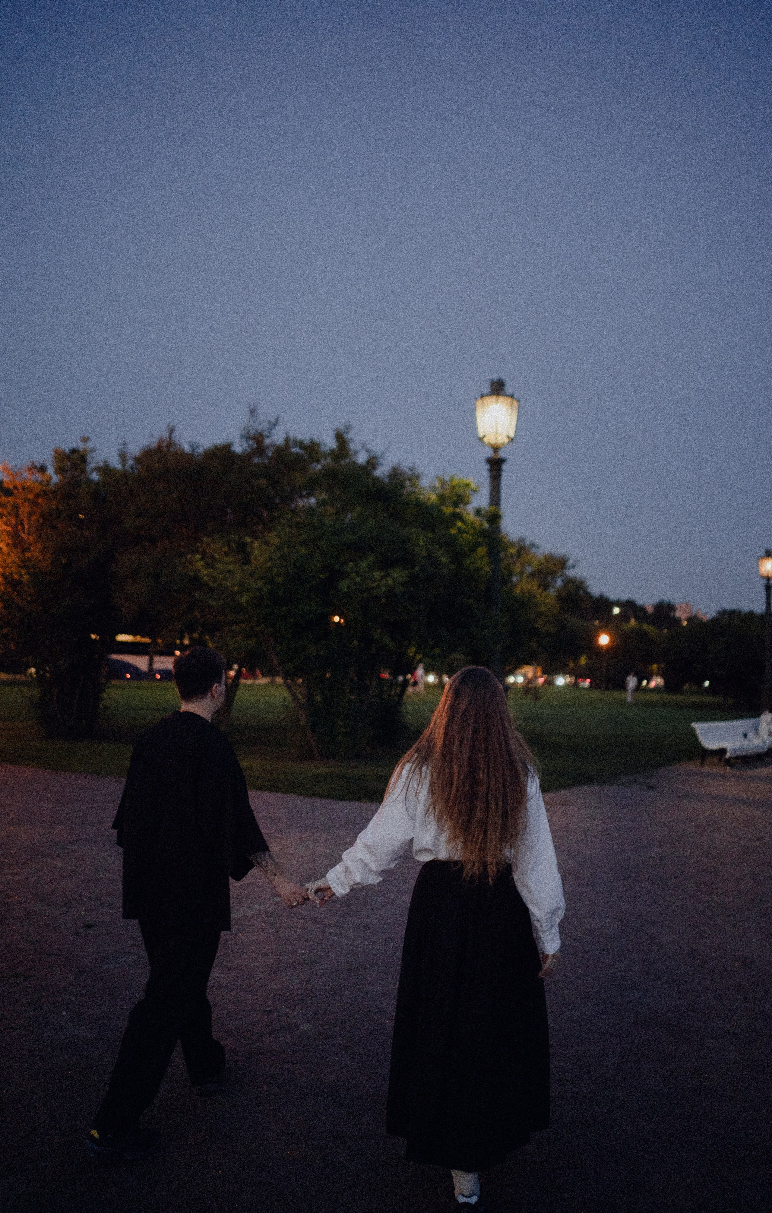 Booking. Elena Raya • Photographer