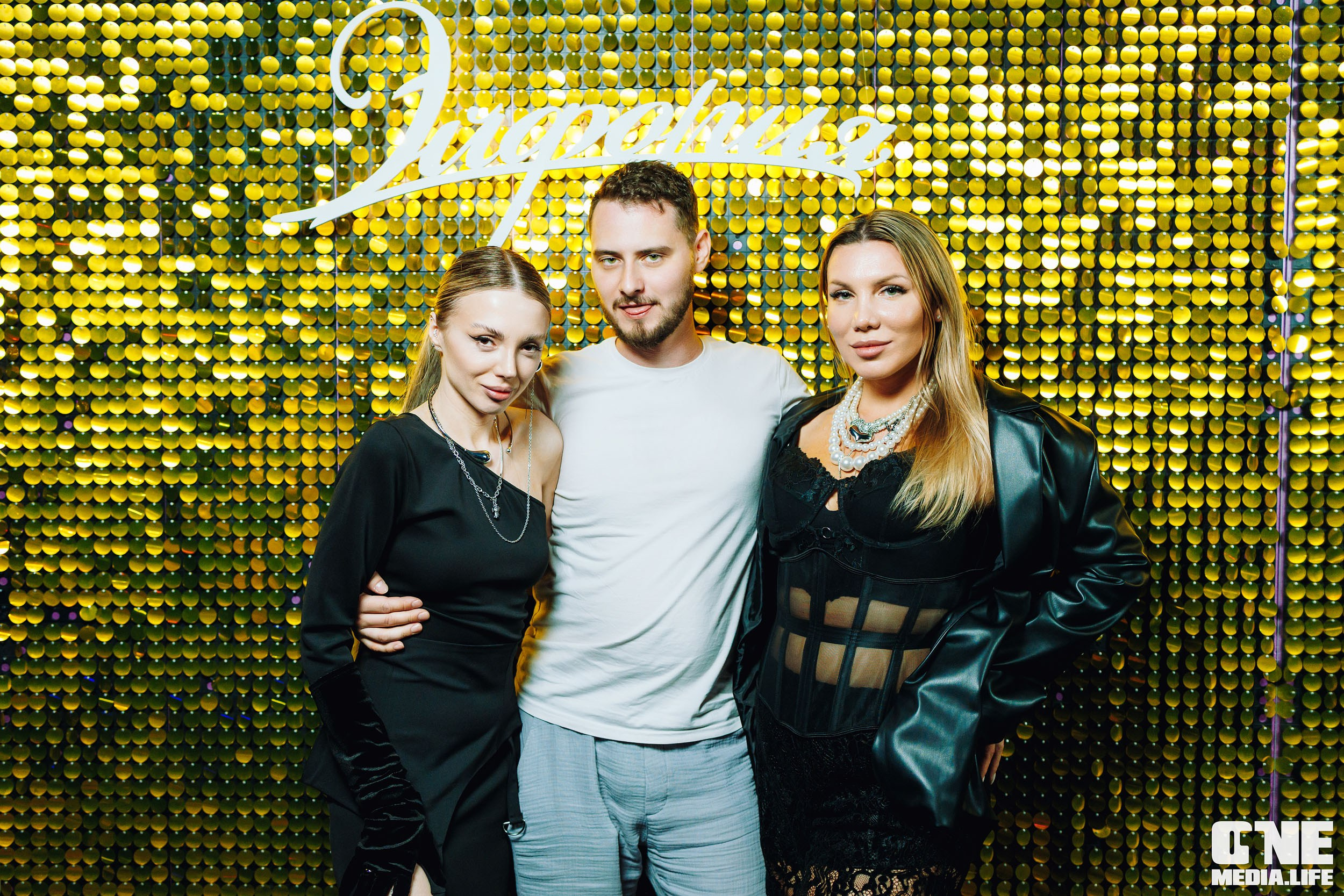 Фоторепортаж из караоке-клуба Эйфория. One Media Life: фоторепортажи, фотоотчеты с мероприятий и заведений