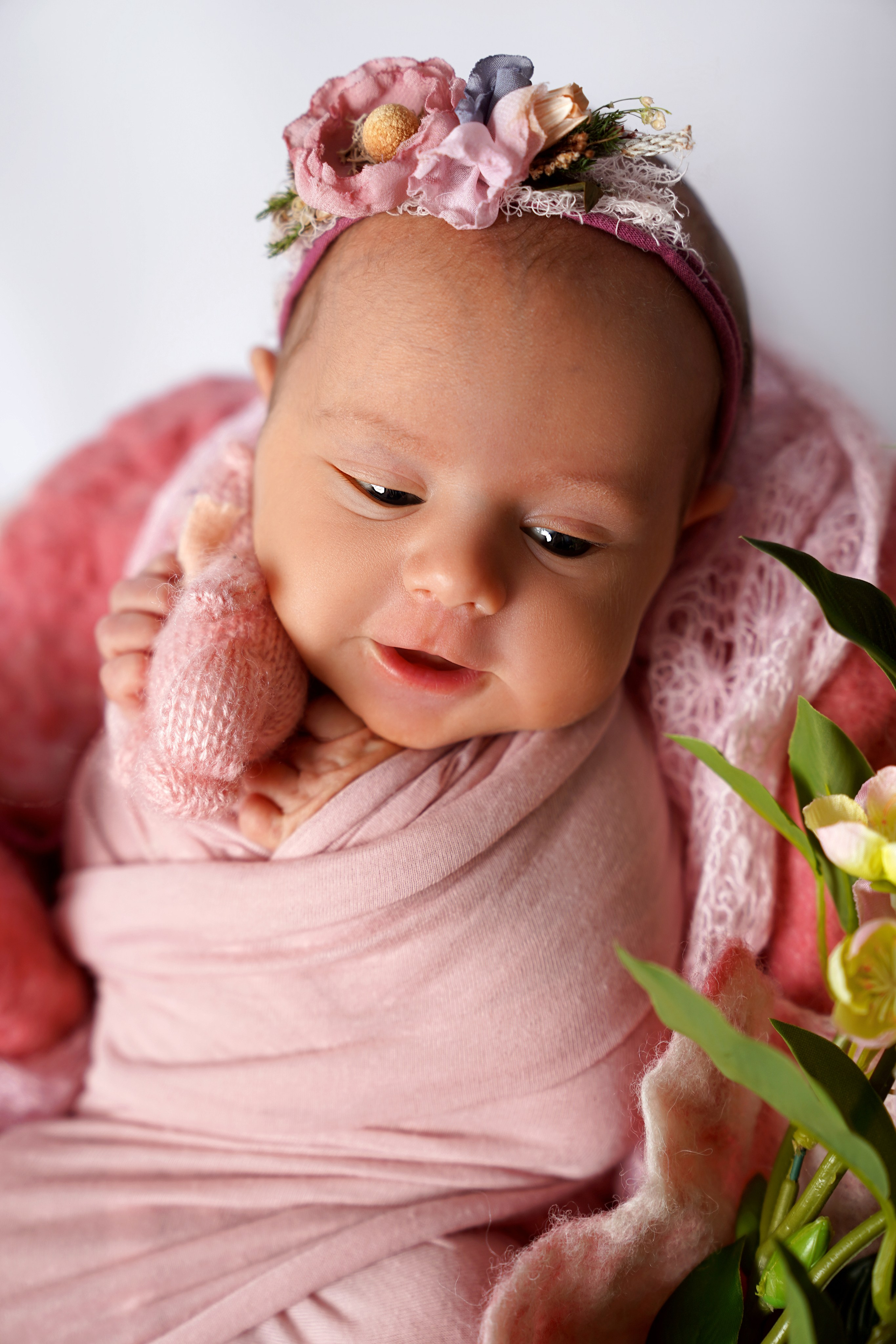 Фотосессия новорожденного (newborn). Фотограф новорожденных, детей до года и беременных в Симферополе